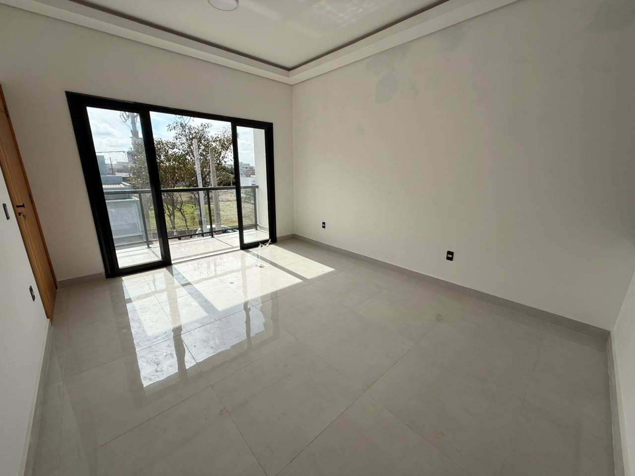 Apartamento no Portal Ville Azaleia  em Boituva