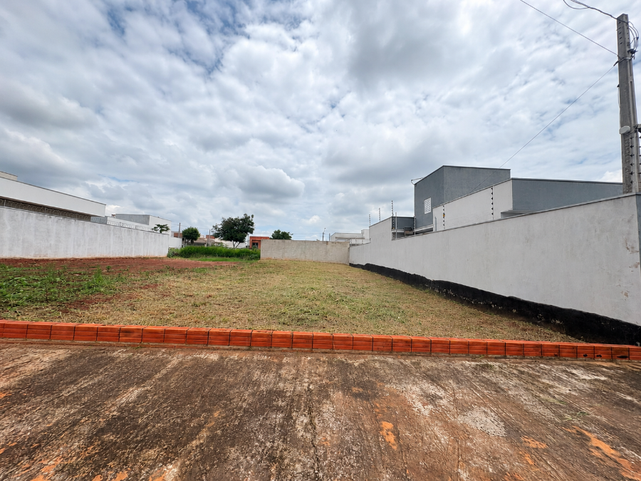 Terreno residencial no Portal Ville Jardins em boituva SP