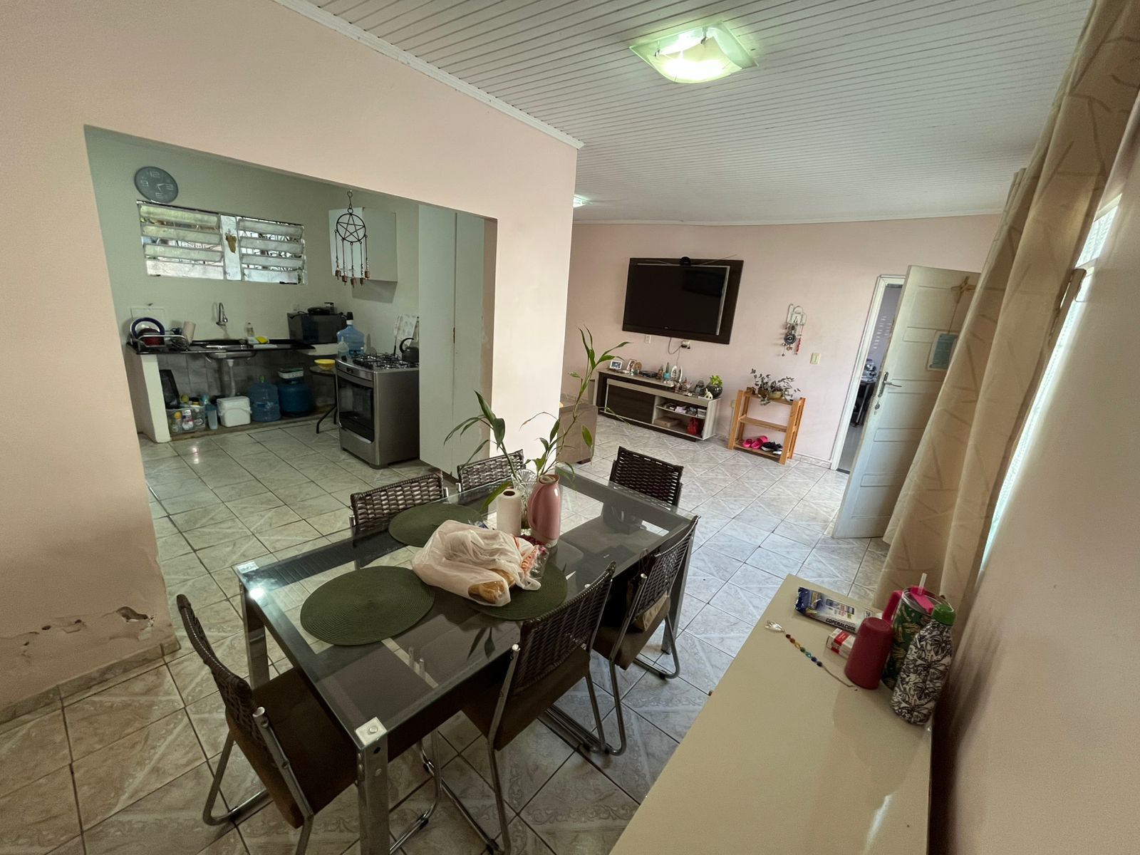 Vendo Casa Cachoeirinha com Quintal Amplo e Garagem
