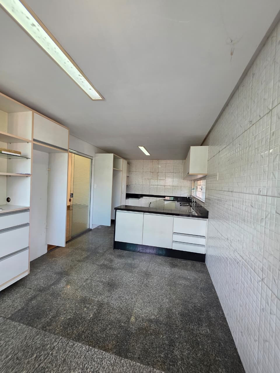 Casa de esquina Dom Pedro 2 - Locação e Venda