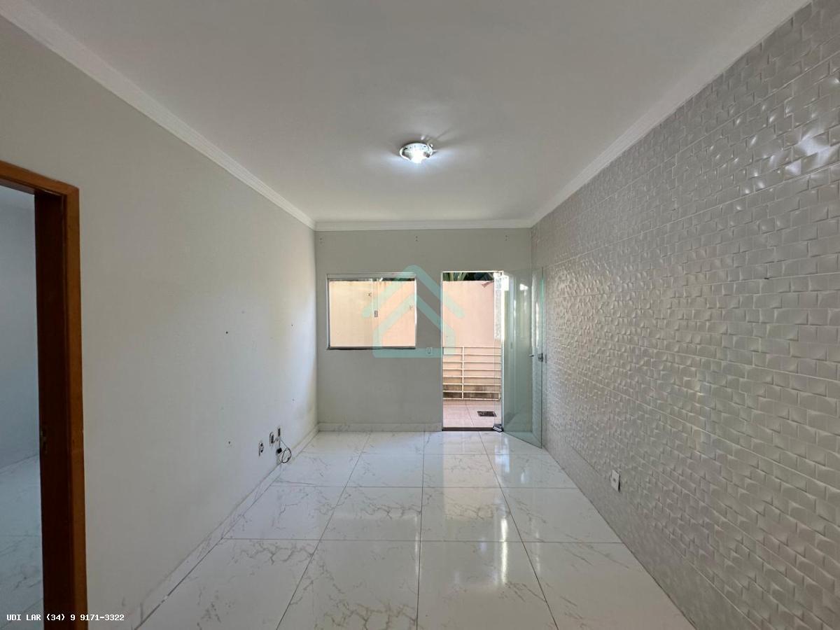Casa em condomínio - Venda