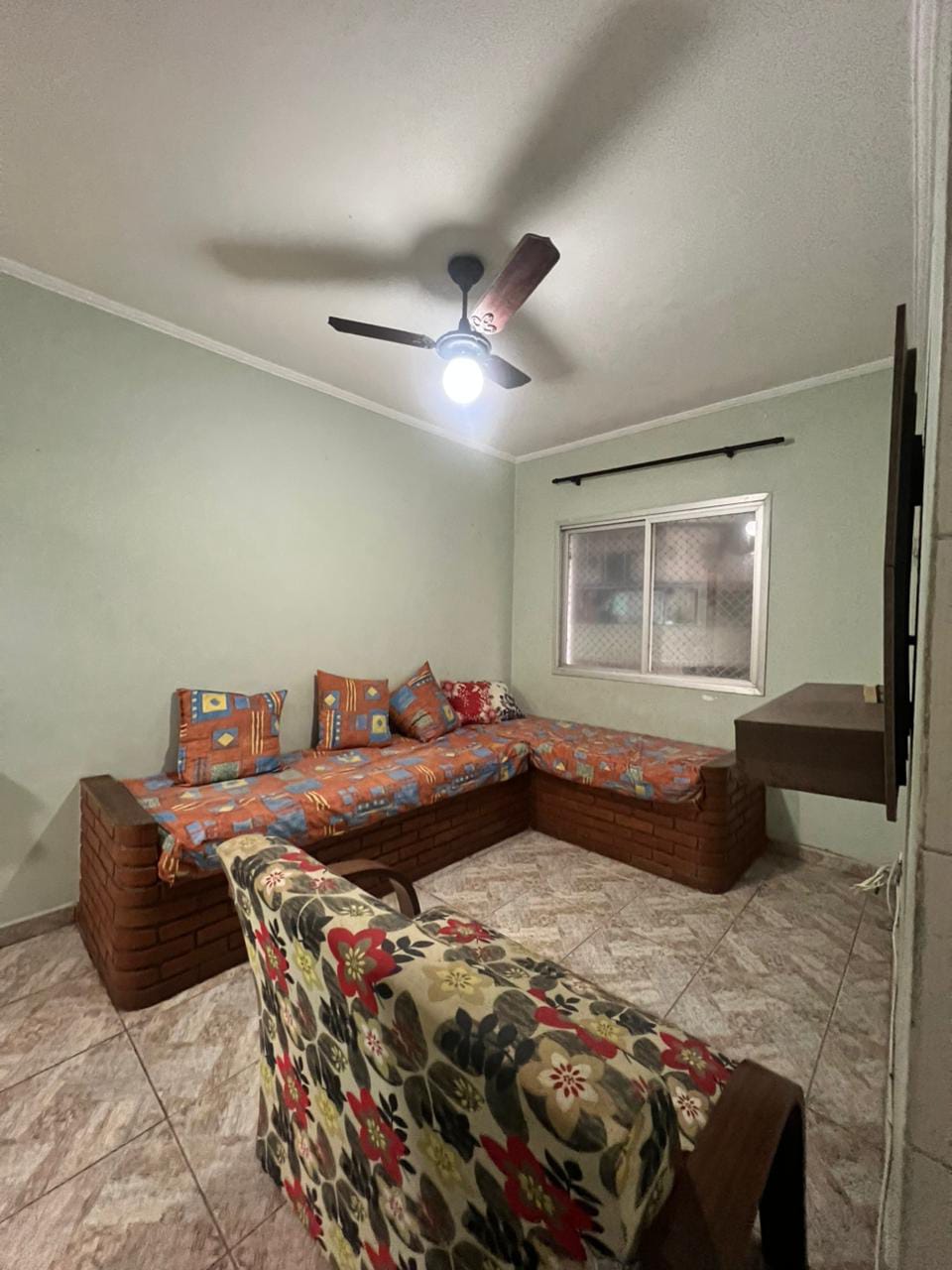 Confortável Apartamento na Praia Grande - AVIAÇÃO - AO LADO DA PRAIA
