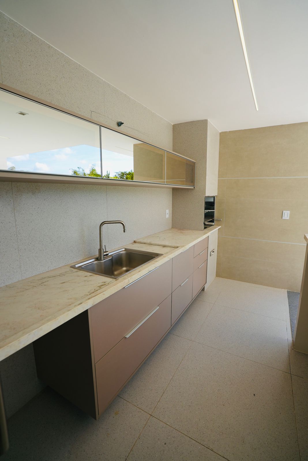 Casa à venda em Alphaville Litoral Norte 3 - Abrantes