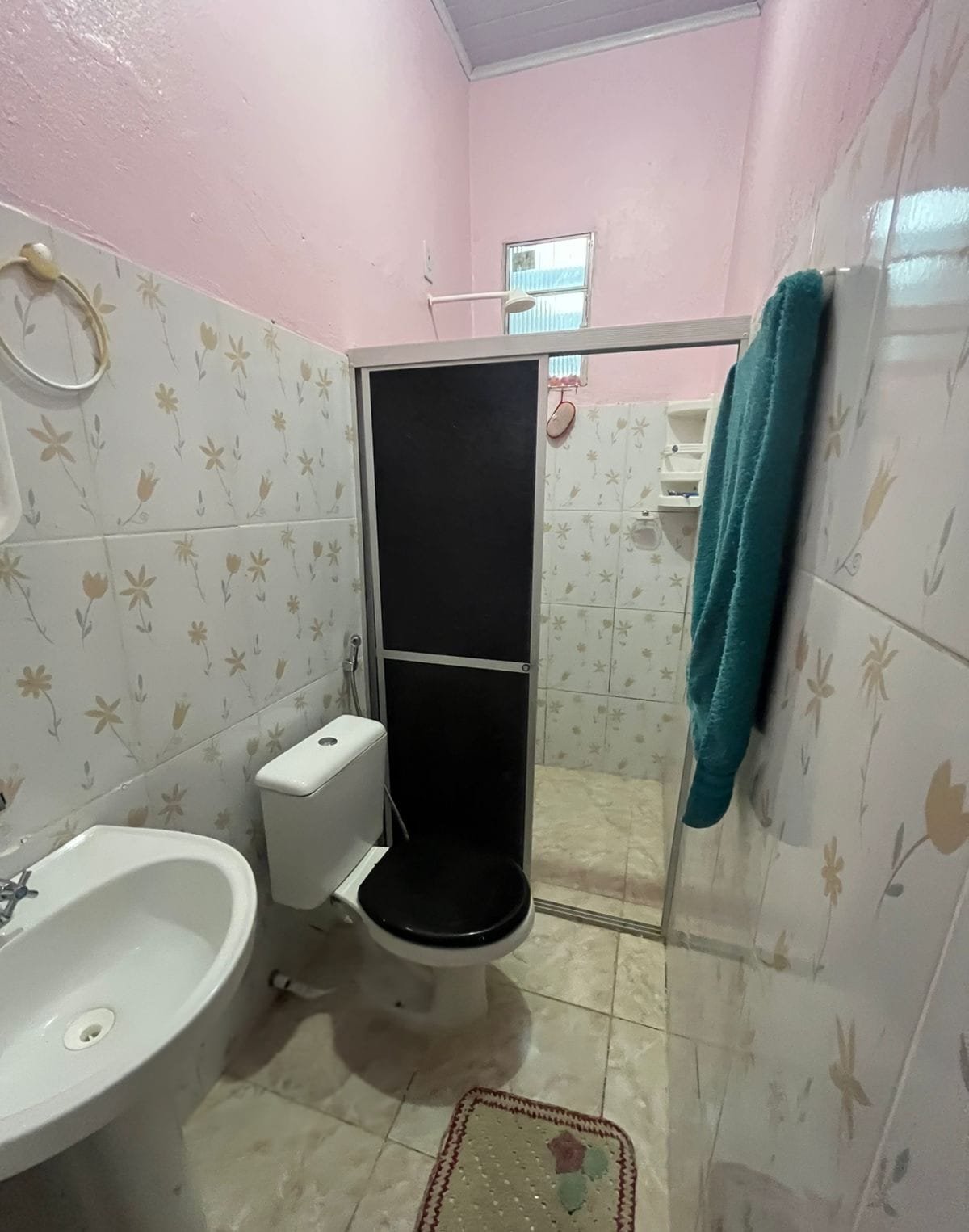 ? VENDA – Casa Ampliada com Apartamento Superior – Nova Cidade