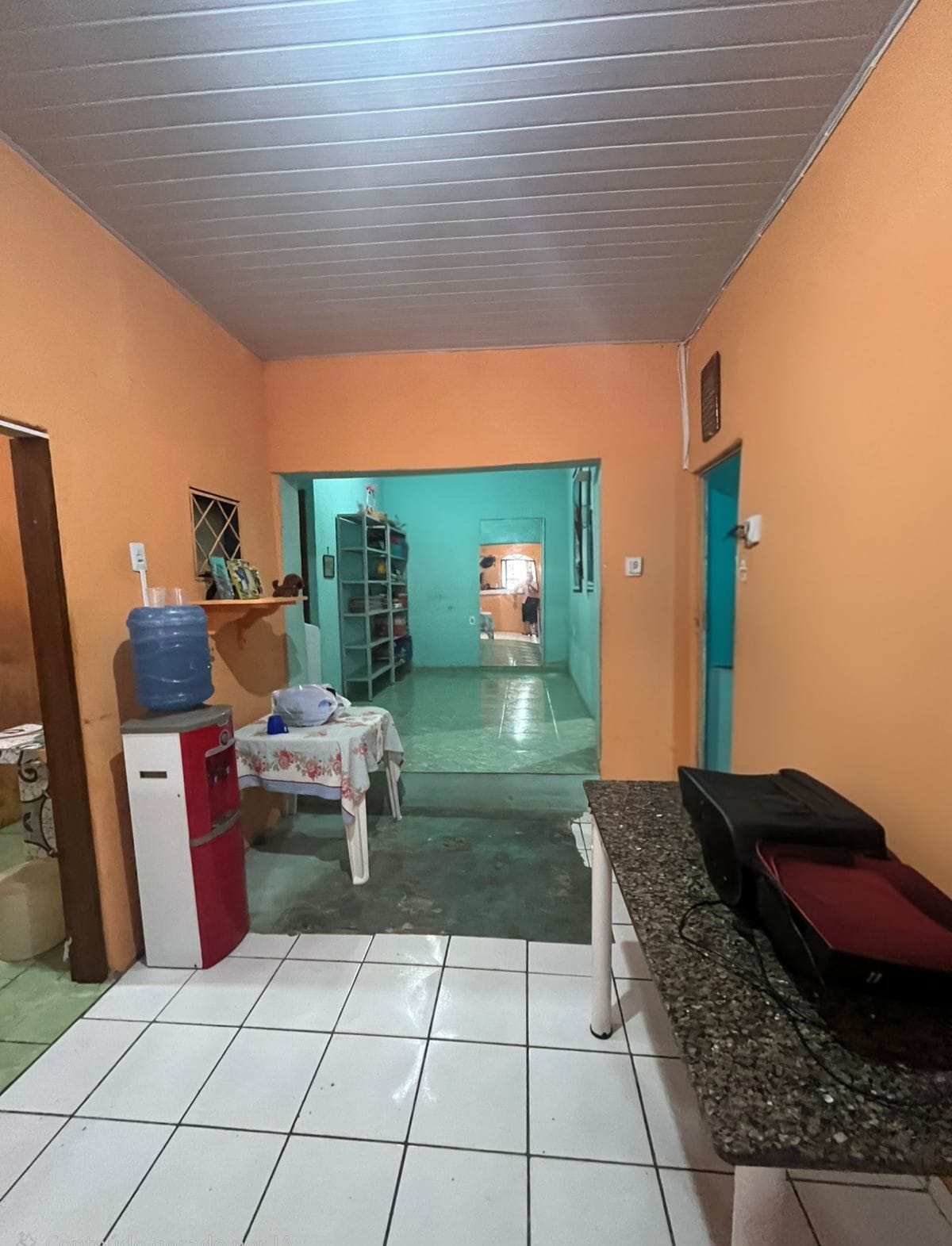 ? VENDA – Casa Ampliada com Apartamento Superior – Nova Cidade