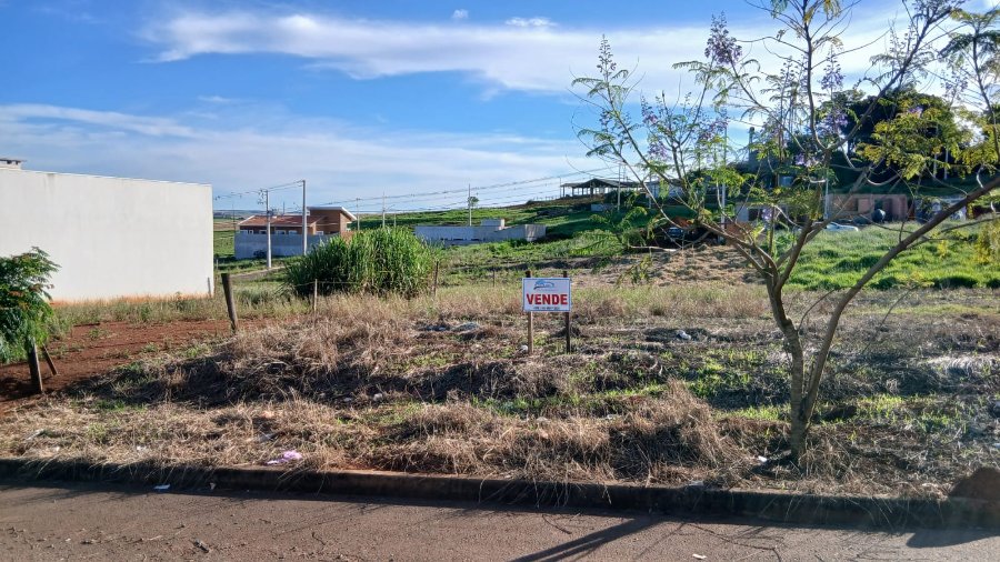 VENDE-SE TERRENO NO JARDIM FELICIDADE, ARAPOTI/PR.