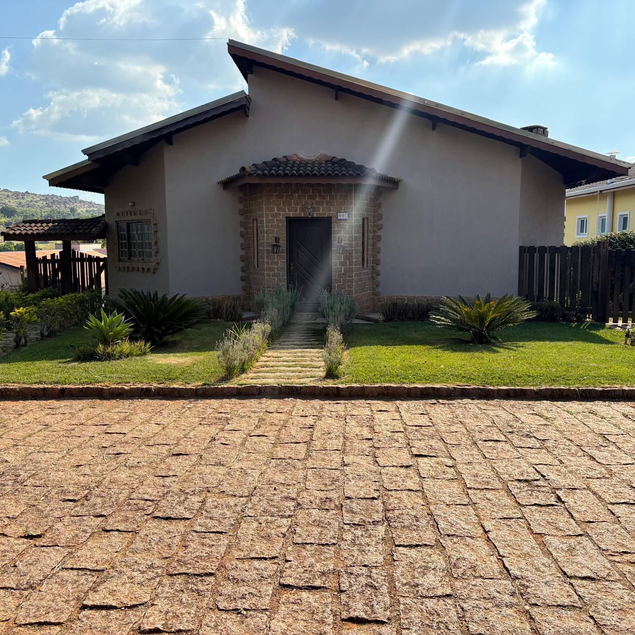 Casa em condomínio - Venda