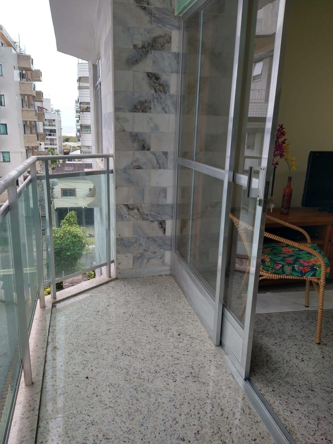 Amplo apartamento em Cabo Frio-RJ