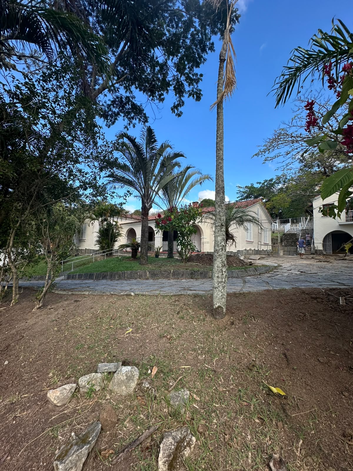 Fantástica Casa Térrea no Madruga em Vassouras RJ