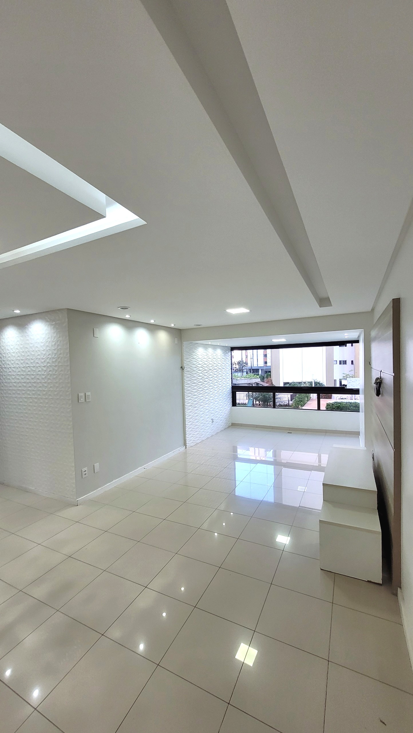 Apartamento à Venda no Candeal