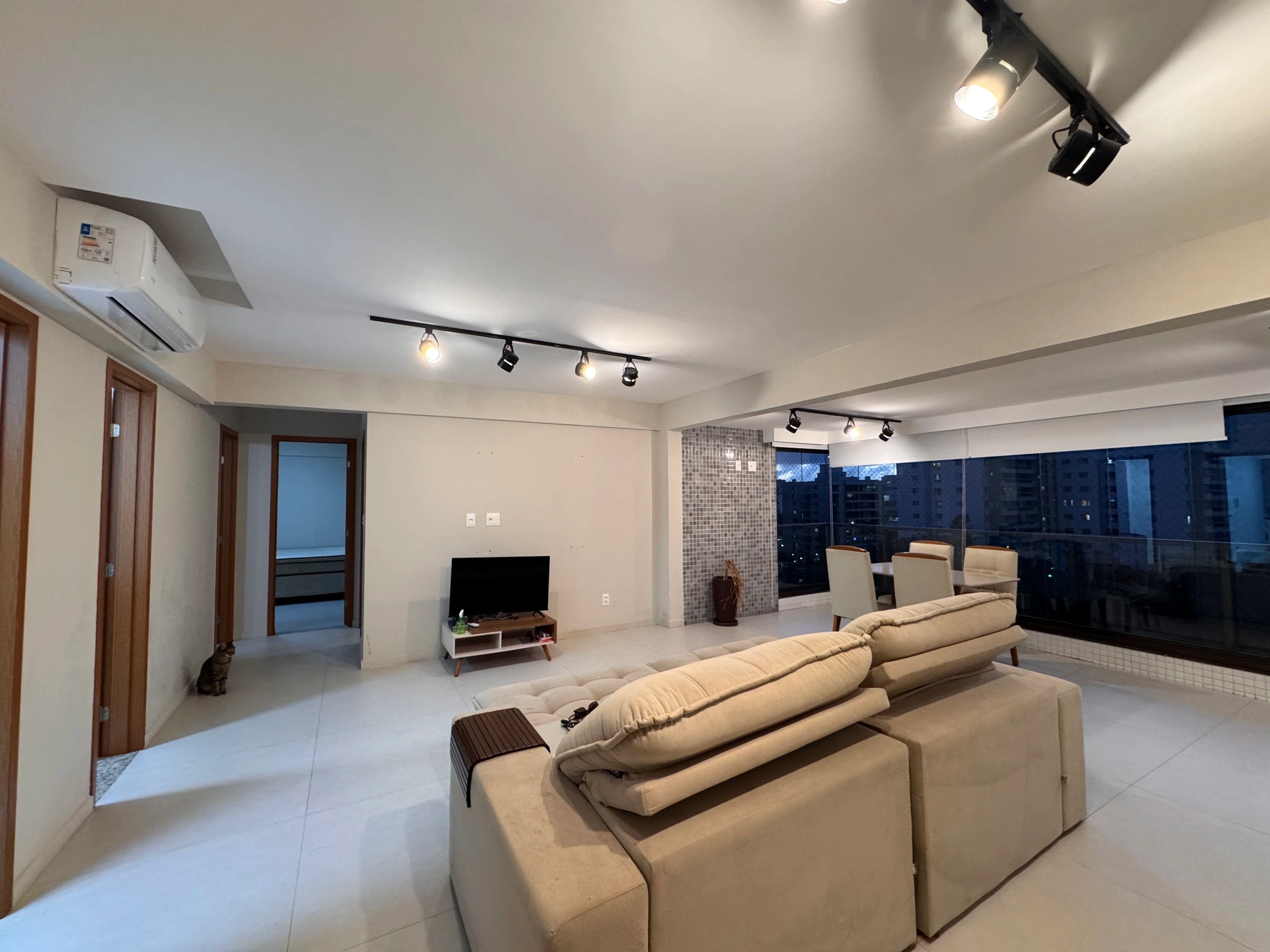 Confortável Apartamento no Alphaville I em Salvador Novo