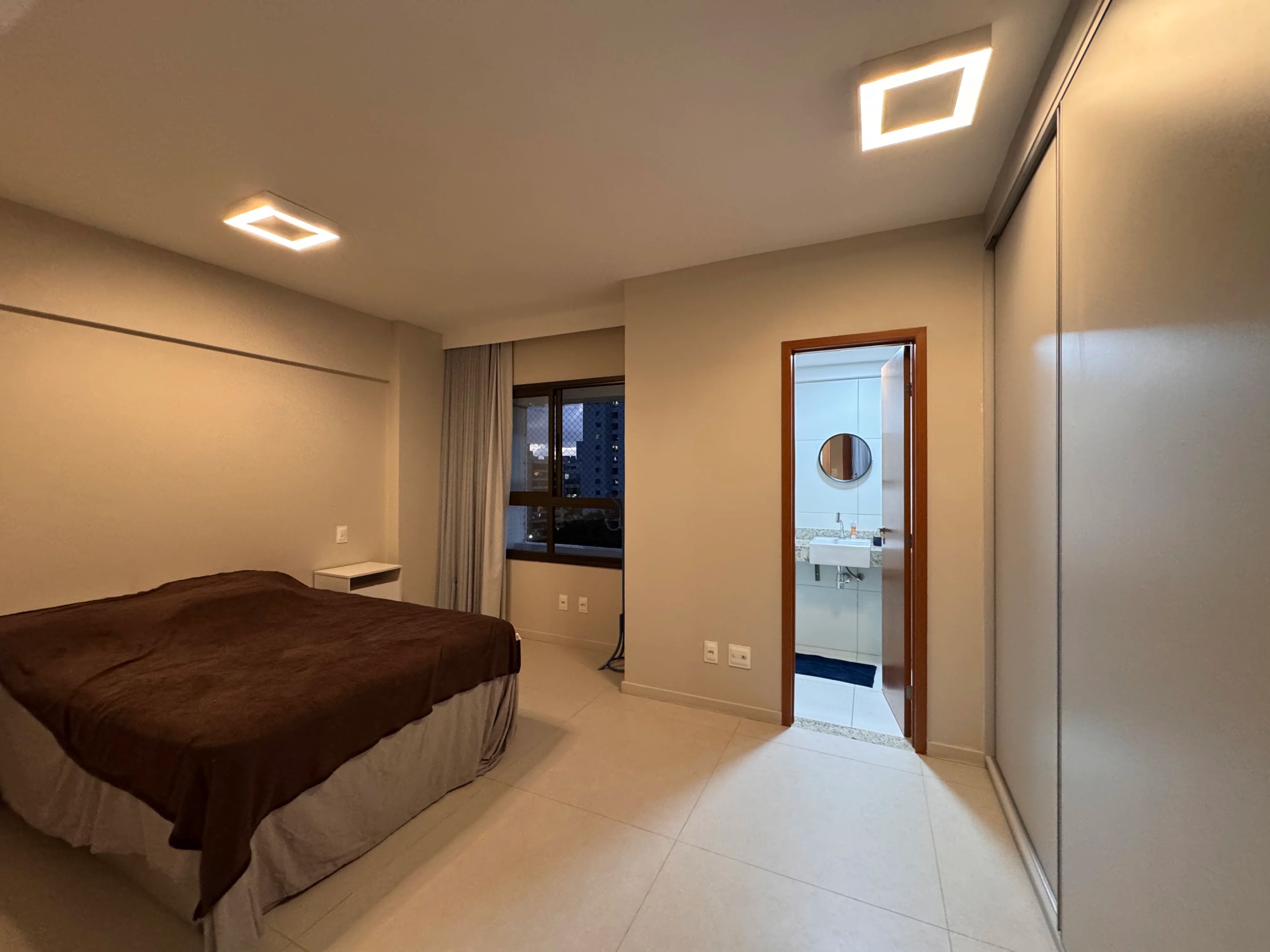 Confortável Apartamento no Alphaville I em Salvador Novo