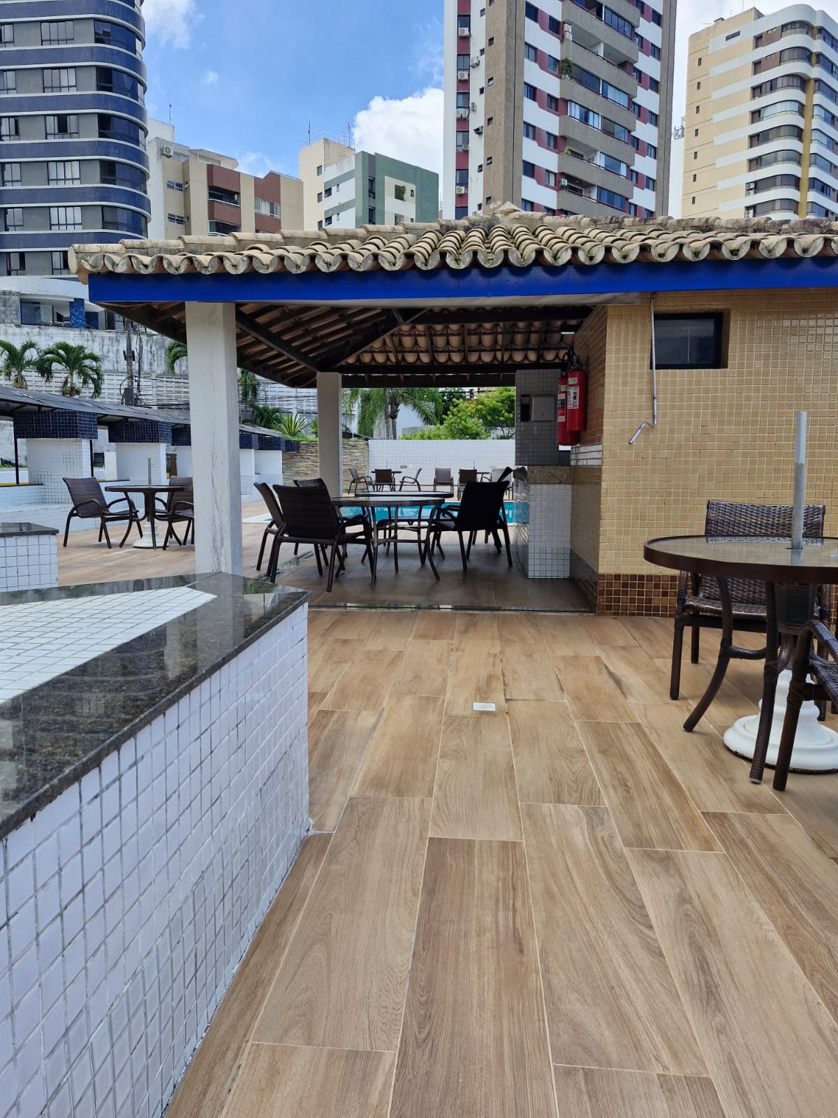 Excelente Apartamento no Caminho das Árvores em Salvador Novo