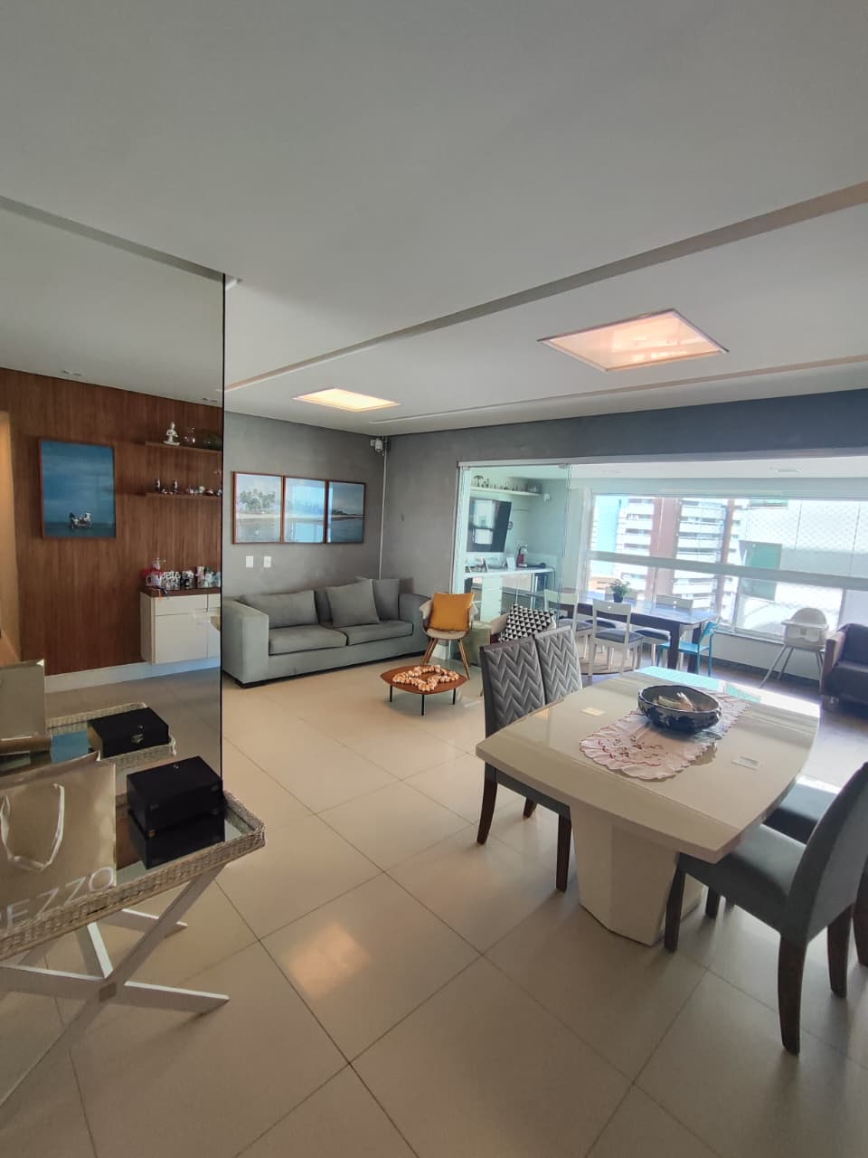 Amplo Apartamento no Patamares em Salvador Novo