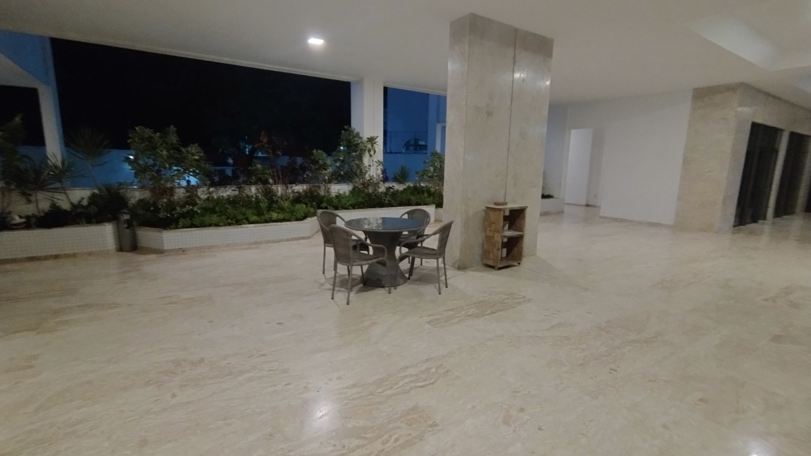 Moderno Apartamento no Itaigara em Salvador Novo