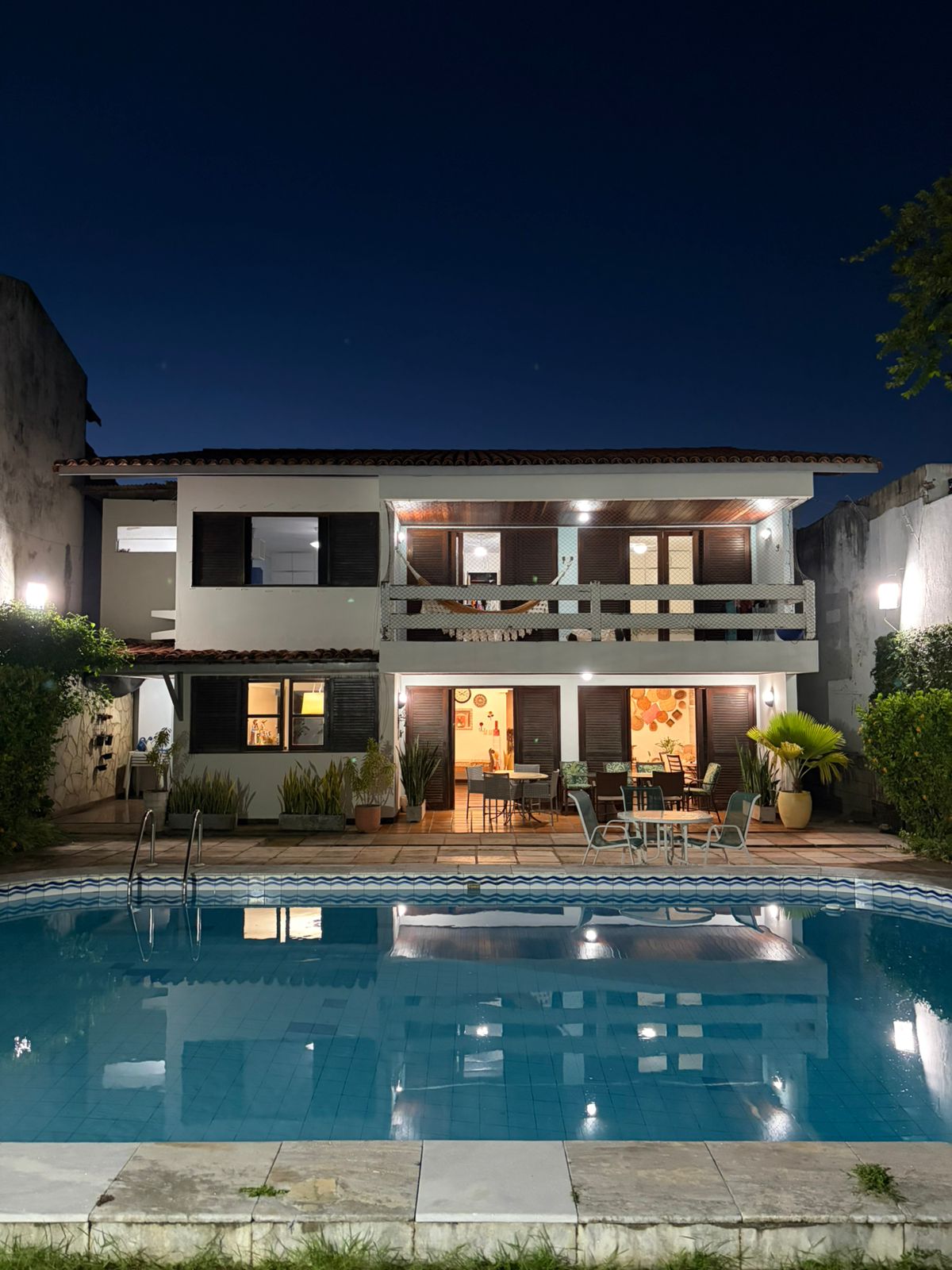 Charmosa Casa no Itaigara em Salvador Novo