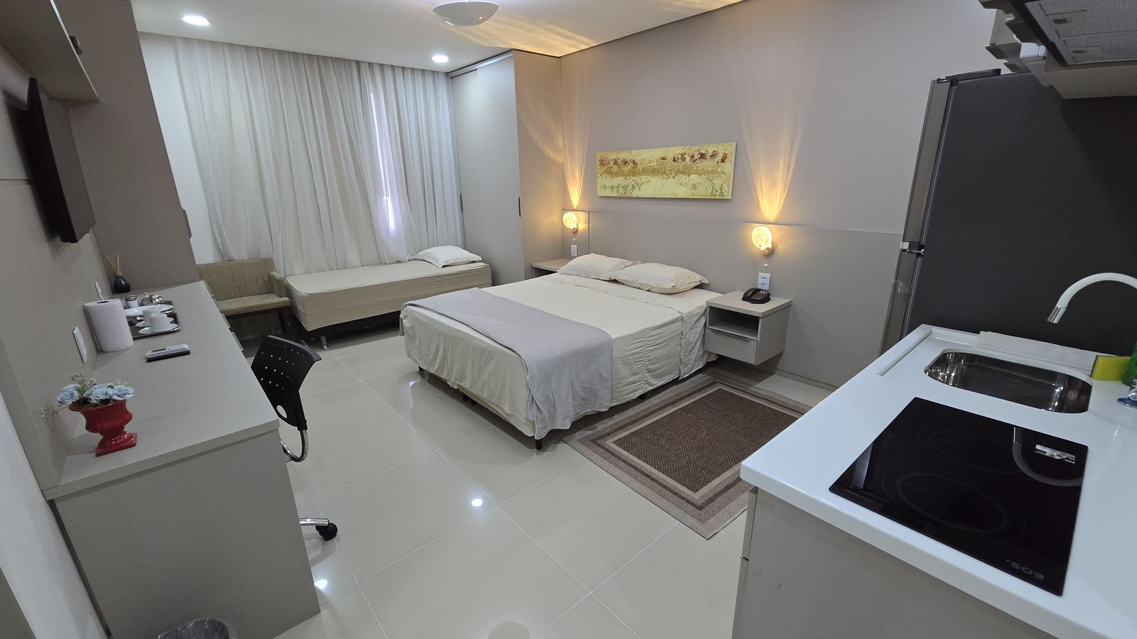 Blue Tree Premium - Flat Mobiliado