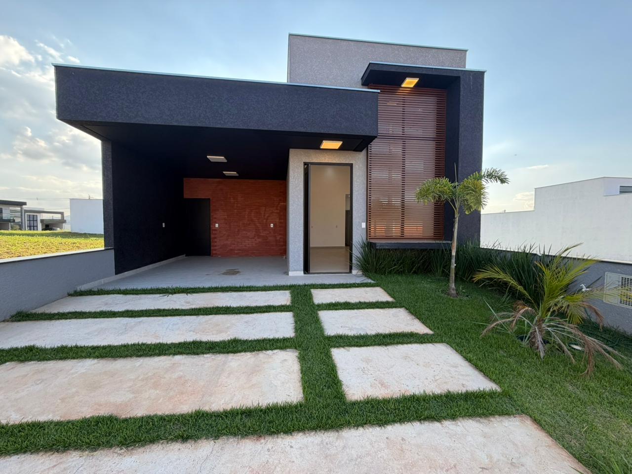 Casa em condomínio - Venda