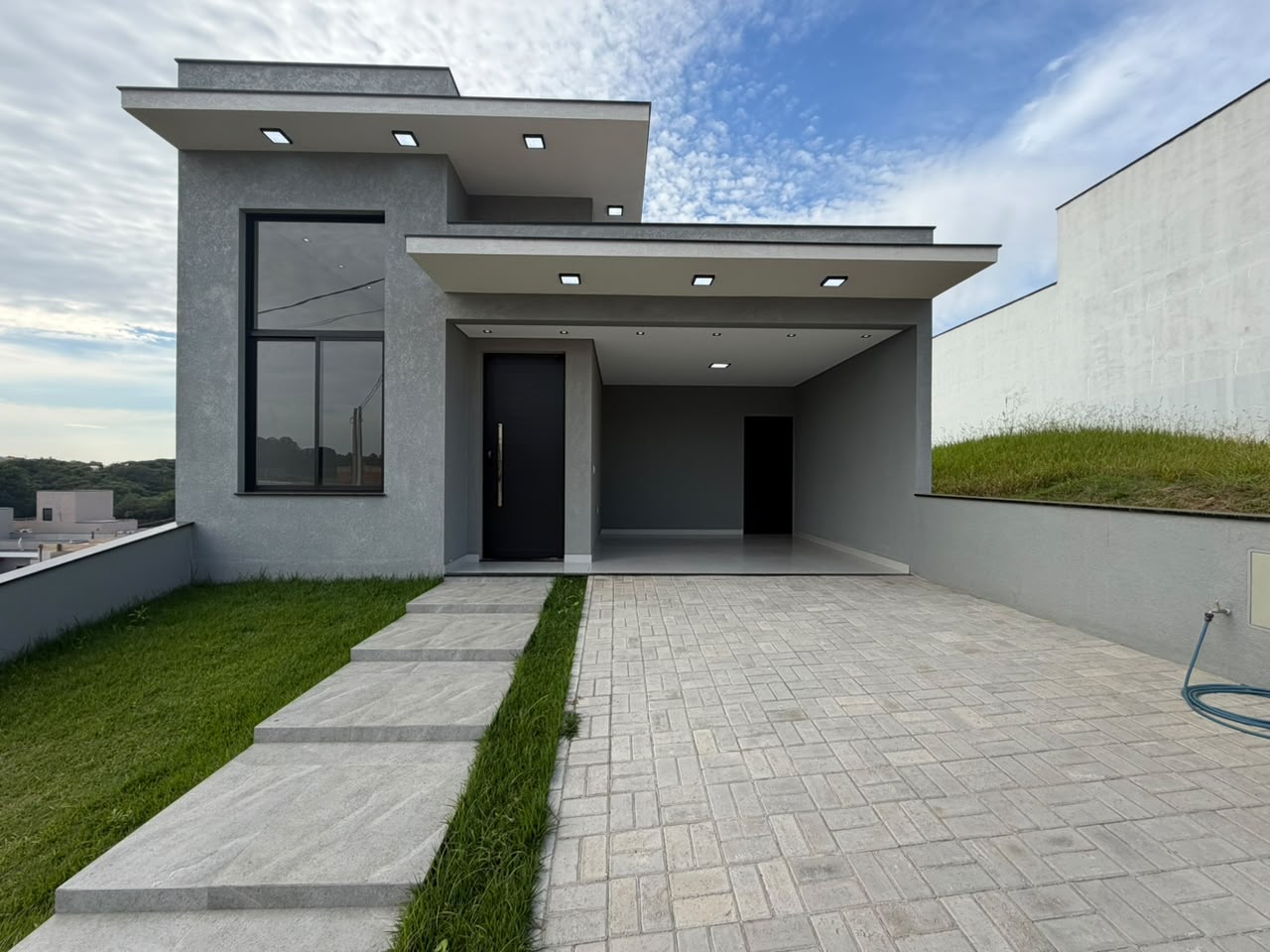 Casa em condomínio - Venda