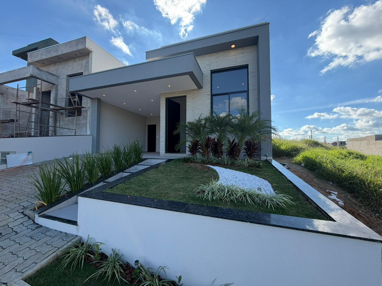 Casa à Venda em Boituva no Condomínio Reserva dos Ypês - 3 Quartos ( 1 Suíte)