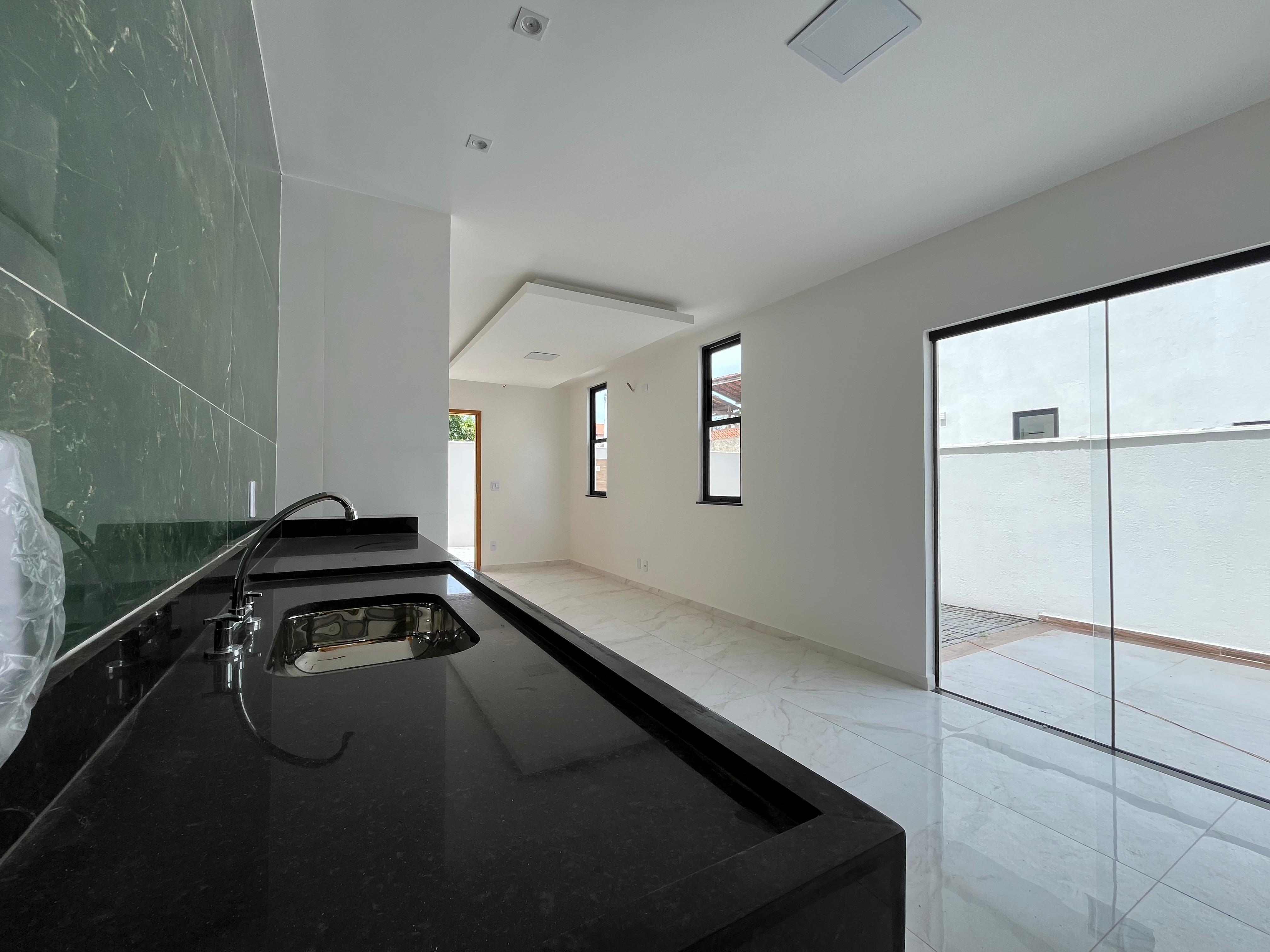 Duplex à venda com 2 quartos no Barroco, Itaipuaçu, Maricá