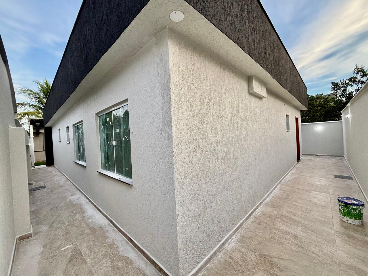 Casa linear e independente com 3 quartos no São Bento da Lagoa, Itaipuaçu, Maricá(RJ)