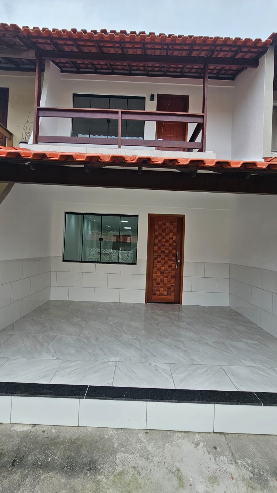 Casa duplex em condomínio à venda no Barroco, em Itaipuaçu, Maricá.