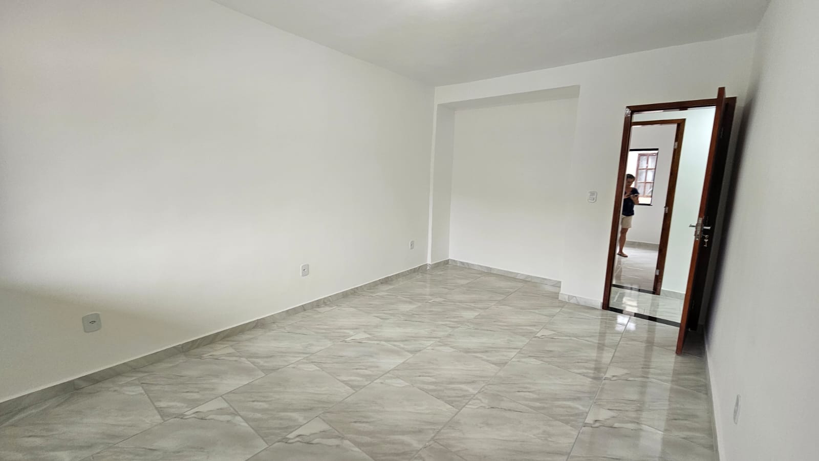 Casa duplex em condomínio à venda no Barroco, em Itaipuaçu, Maricá.