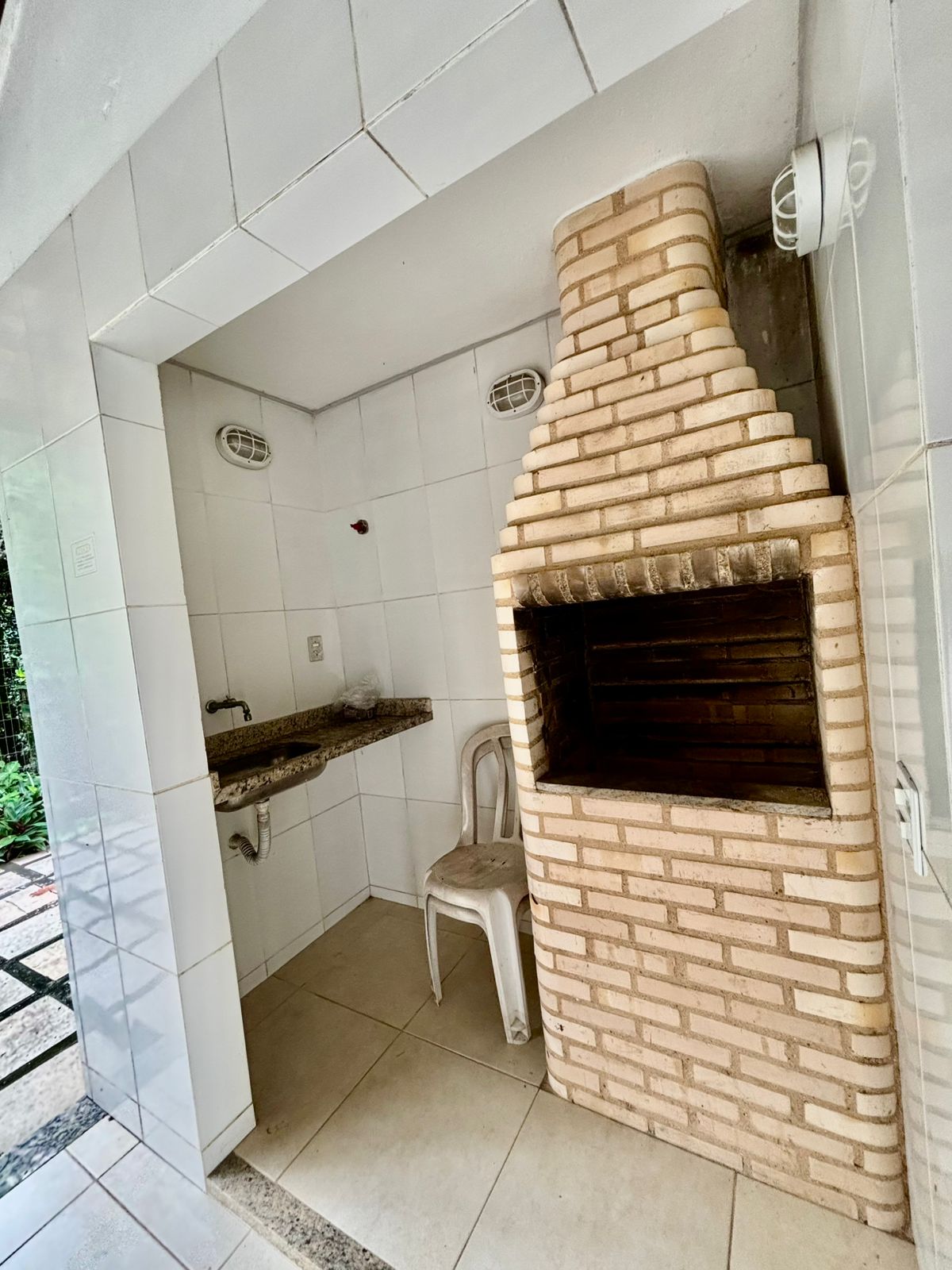 Apartamento com 2 quartos à venda em condomínio em Maricá (RJ)!