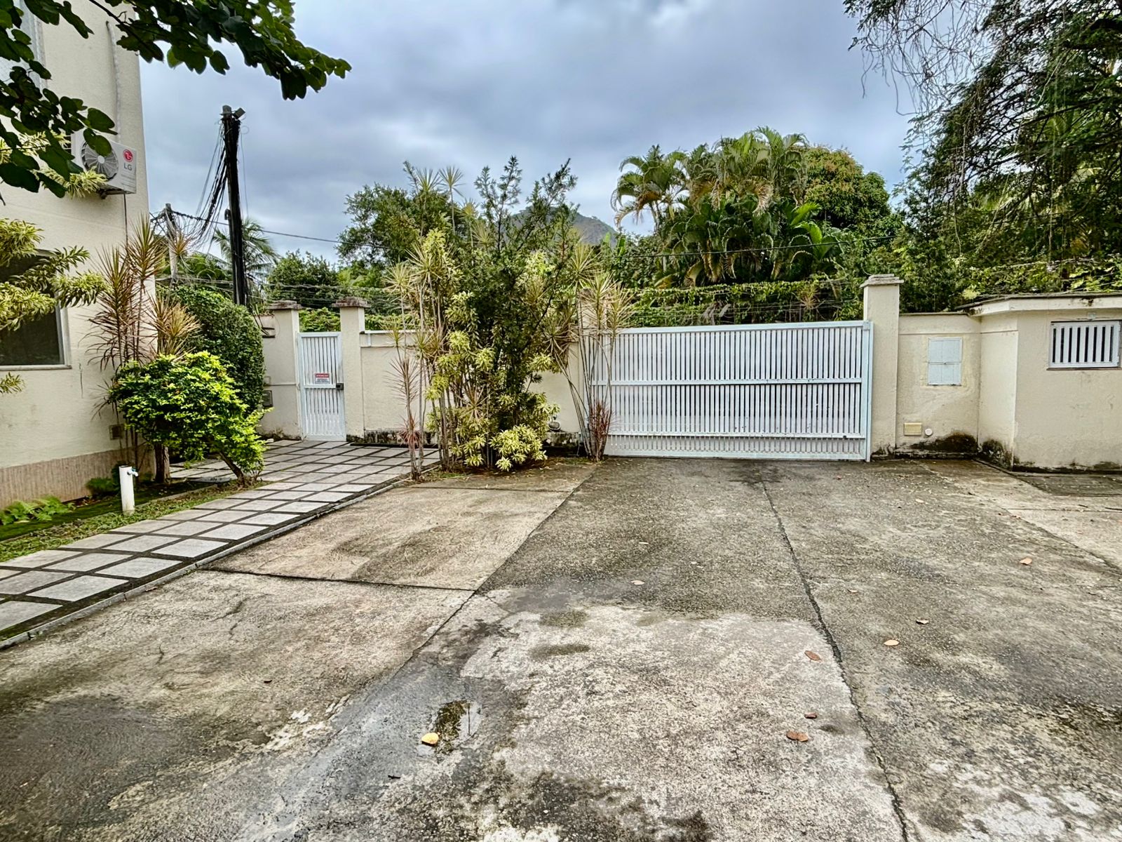 Apartamento com 2 quartos à venda em condomínio em Maricá (RJ)!
