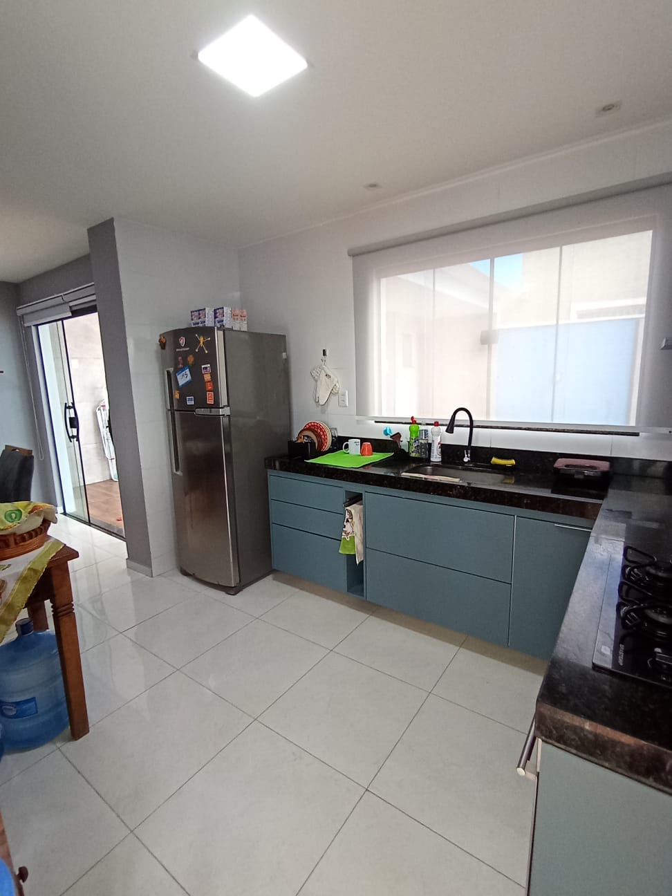 Casa para locação com 2 quartos, em condomínio fechado, no bairo Pindobas, Maricá(RJ).