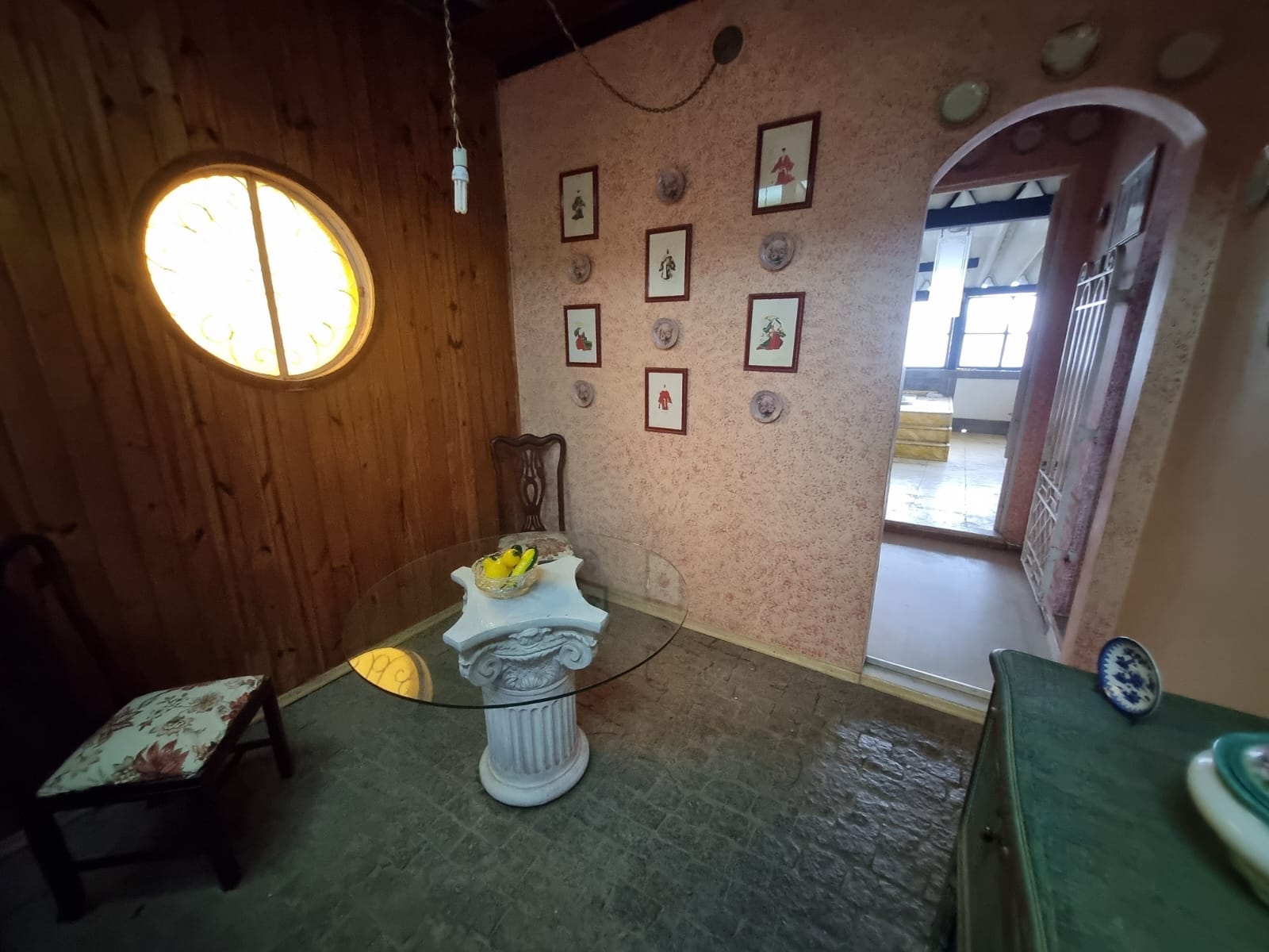Espaçosa casa comercial para alugar no Barroco, Itaipuaçu, Maricá(RJ)