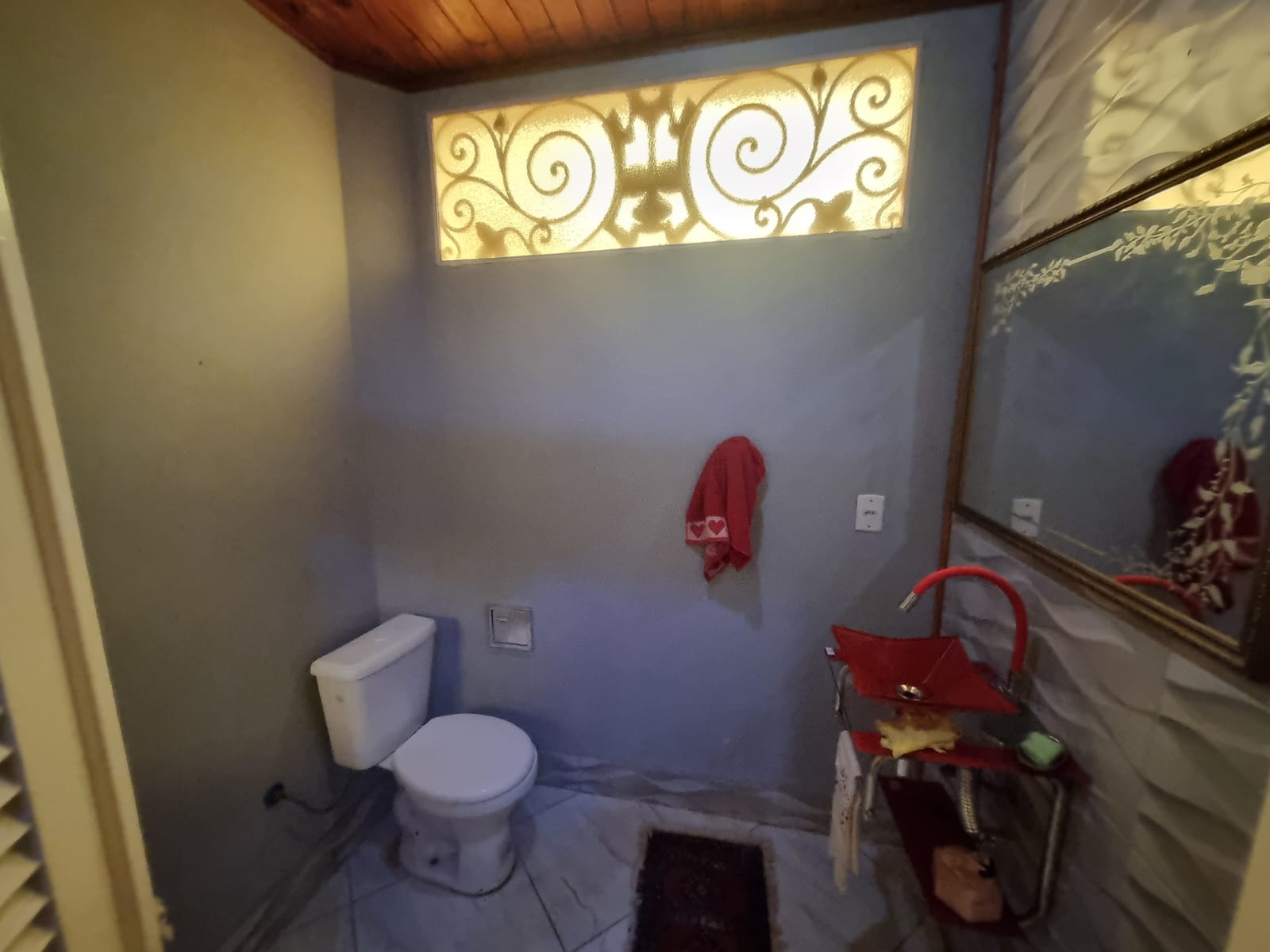 Espaçosa casa comercial para alugar no Barroco, Itaipuaçu, Maricá(RJ)