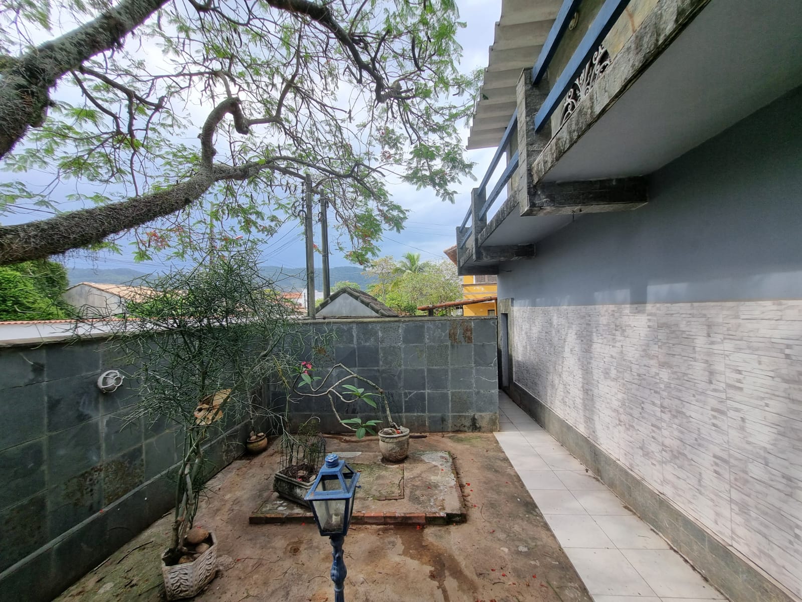 Espaçosa casa comercial para alugar no Barroco, Itaipuaçu, Maricá(RJ)