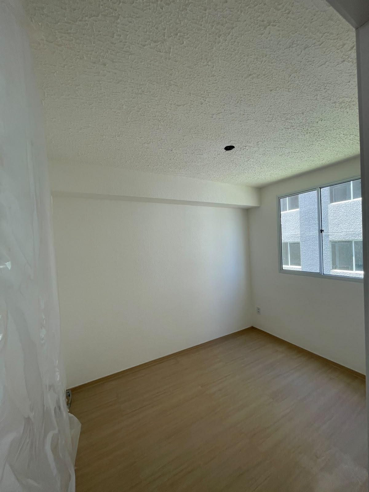 Sofisticado Apartamento para locação no Condomínio Residencial Conquista Oceânica
