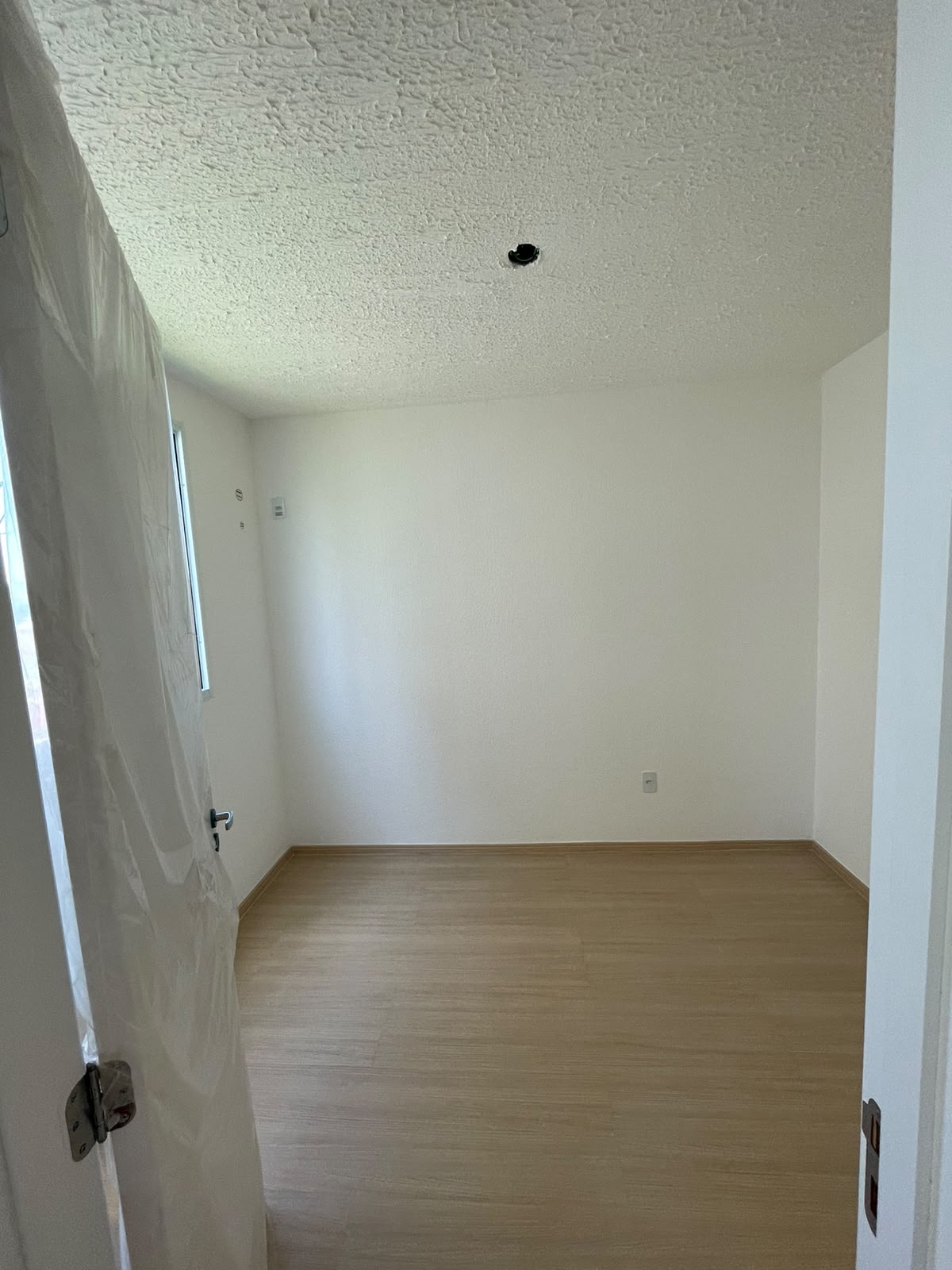Sofisticado Apartamento para locação no Condomínio Residencial Conquista Oceânica