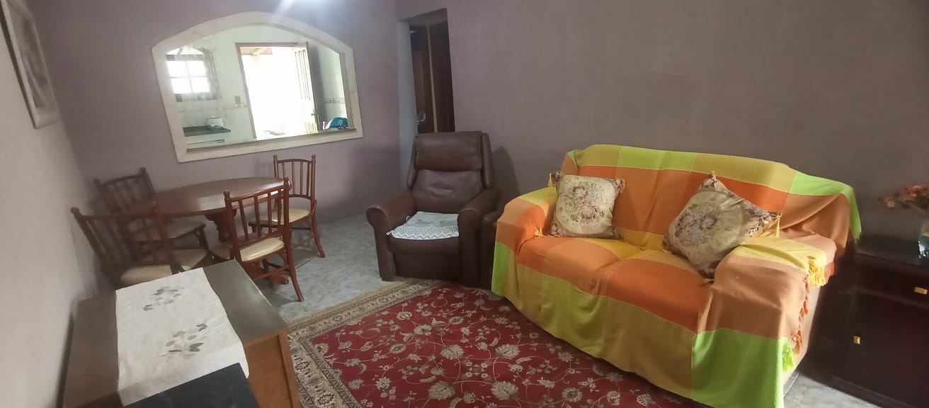 Casa semimobiliada com 2 quartos para locação em Chácaras de Inoã, Maricá (RJ)!