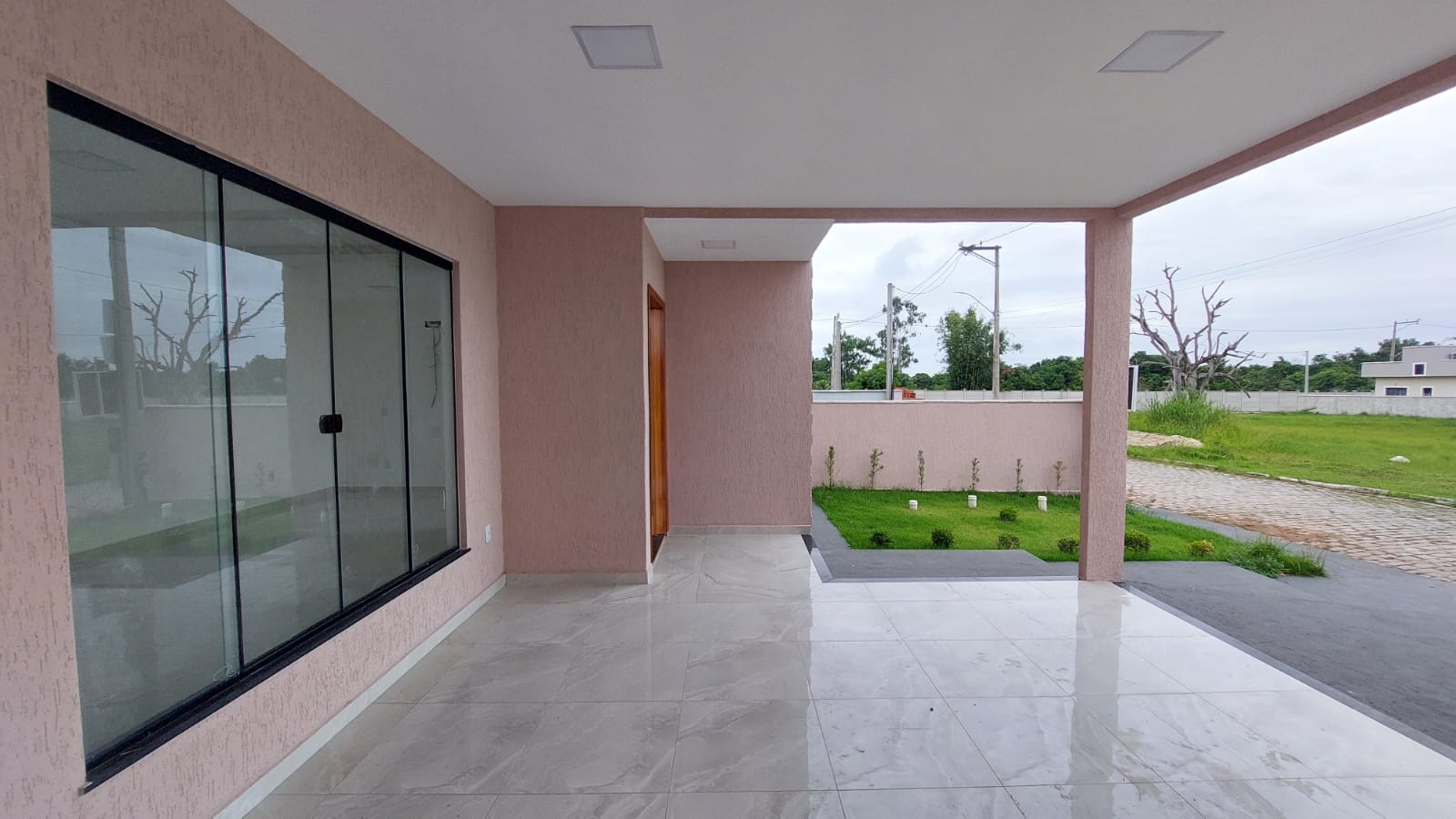  Casa duplex com 2 suítes em Condomínio fechado em Ubatiba, Maricá(RJ)