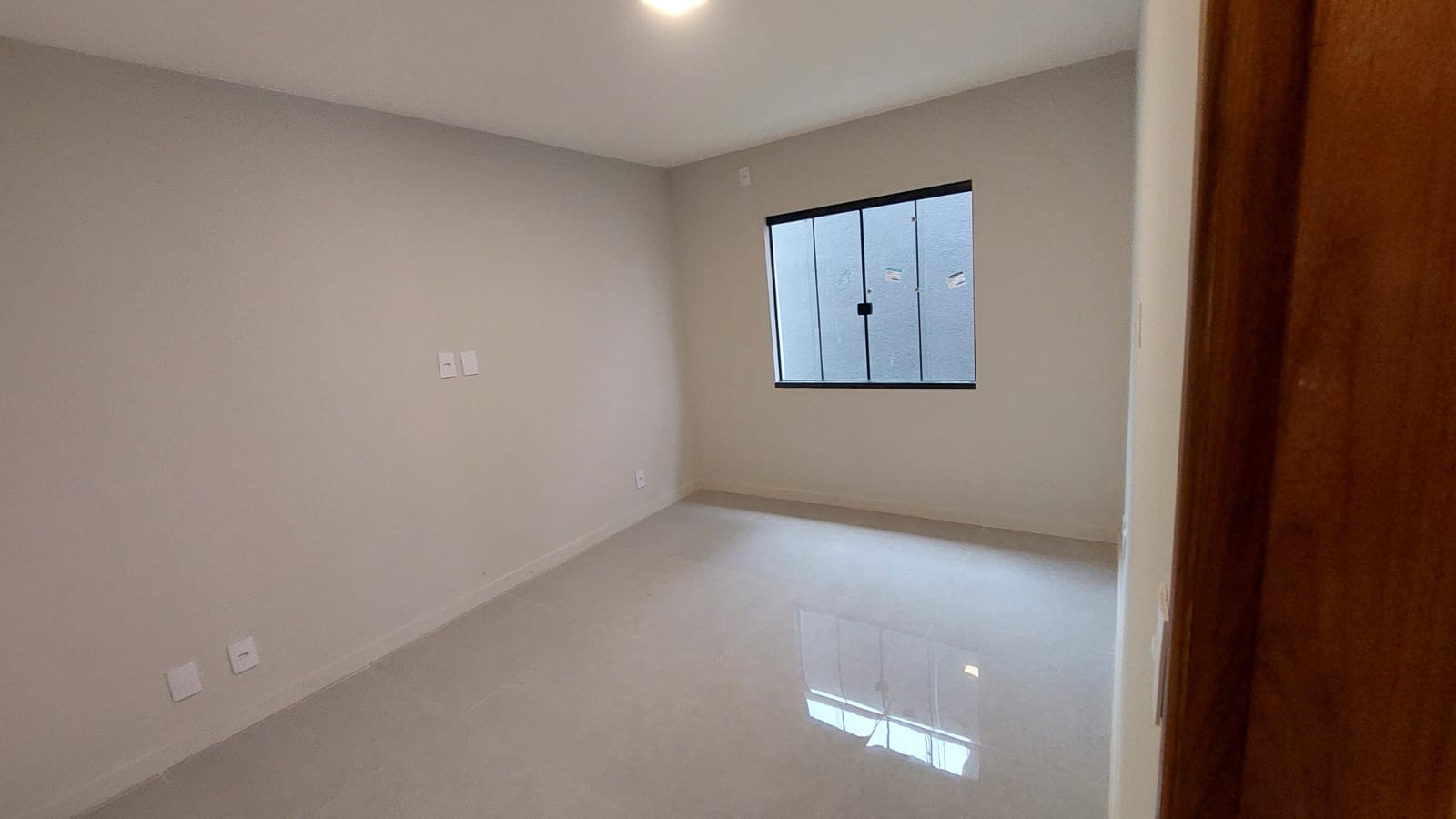 Casa à venda com 3 quartos em condomínio fechado, em Ubatiba, Maricá(RJ)