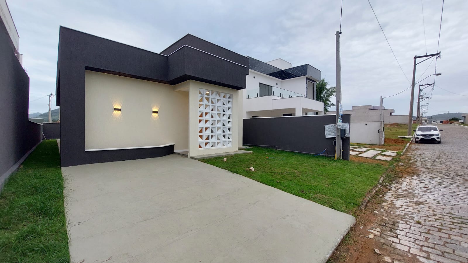 Casa à venda com 3 quartos em condomínio fechado, em Ubatiba, Maricá(RJ)