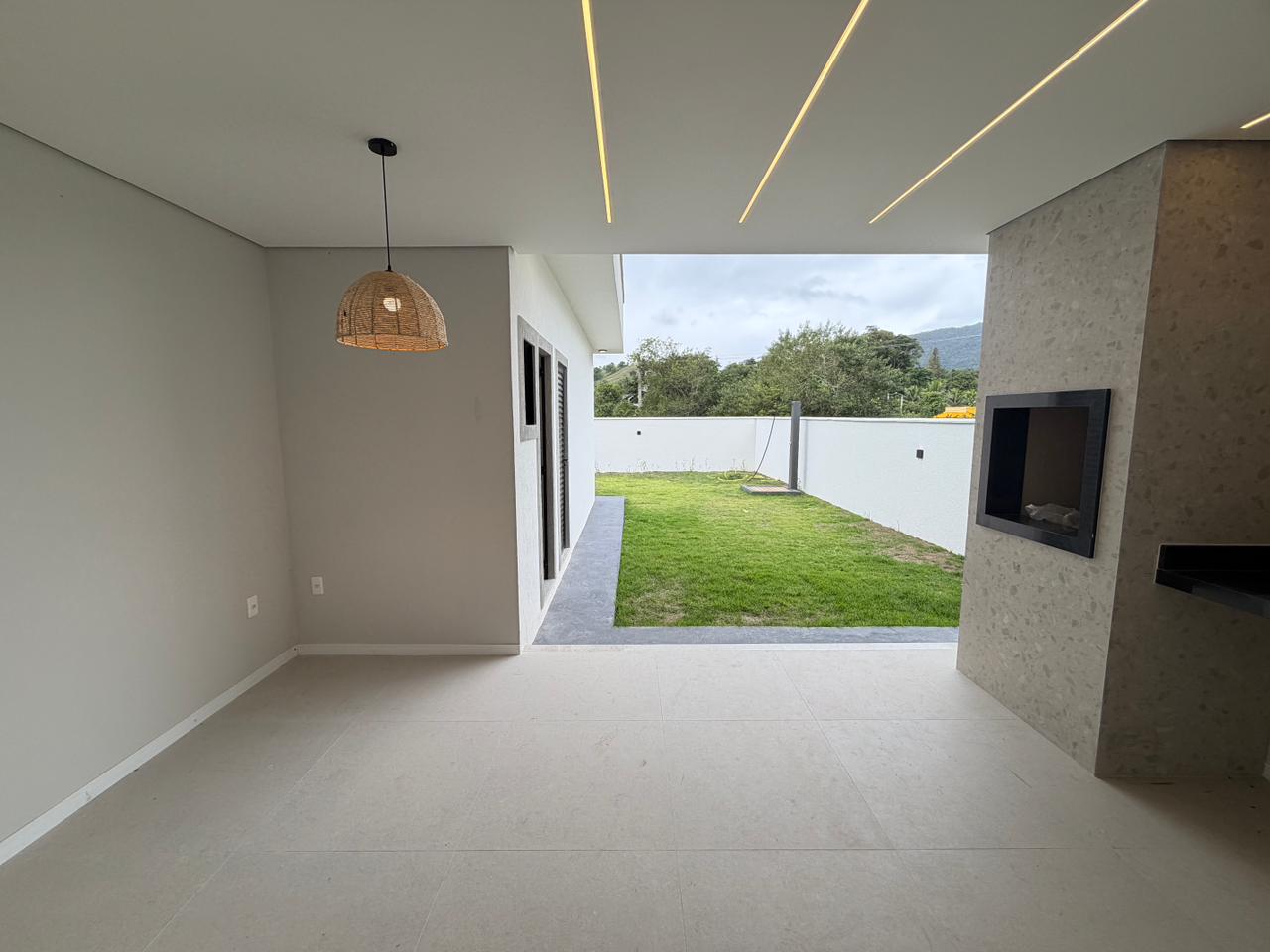 casa à venda no Condomínio Jardim Ubá, em Ubatiba, Maricá (RJ)!