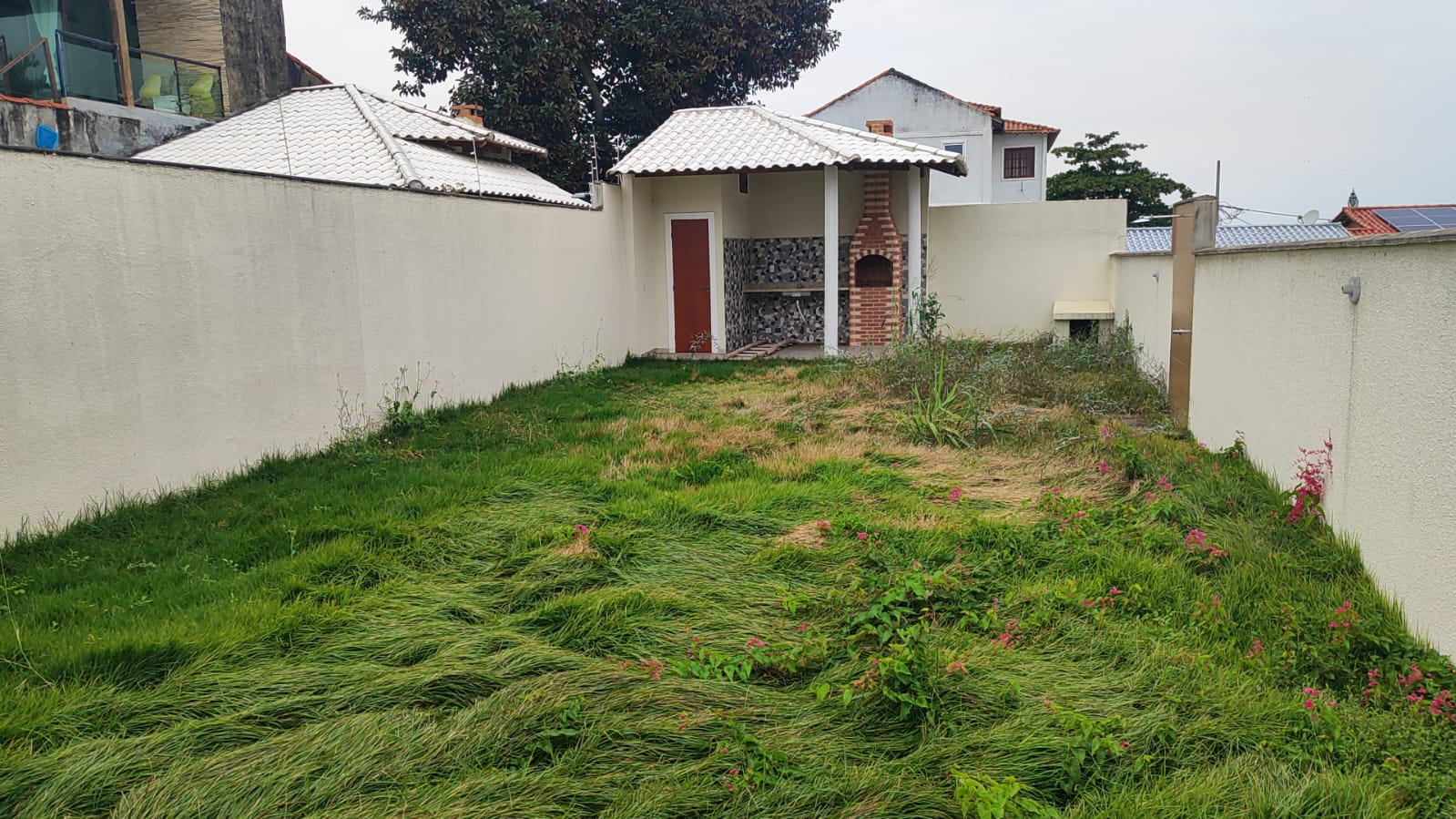 Casa com 3 quartos e garagem para locação no Jardim Atlântico Oeste, em Itaipuaçu, Maricá (RJ)!