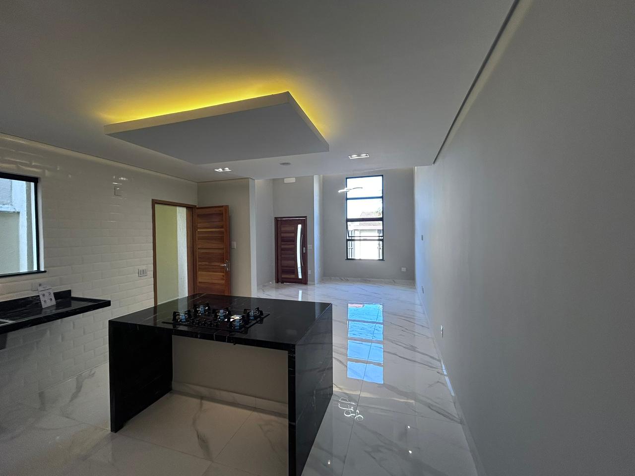 Casa com 3 quartos e área gourmet à venda na Praia de Itaipuaçu, Maricá (RJ)!