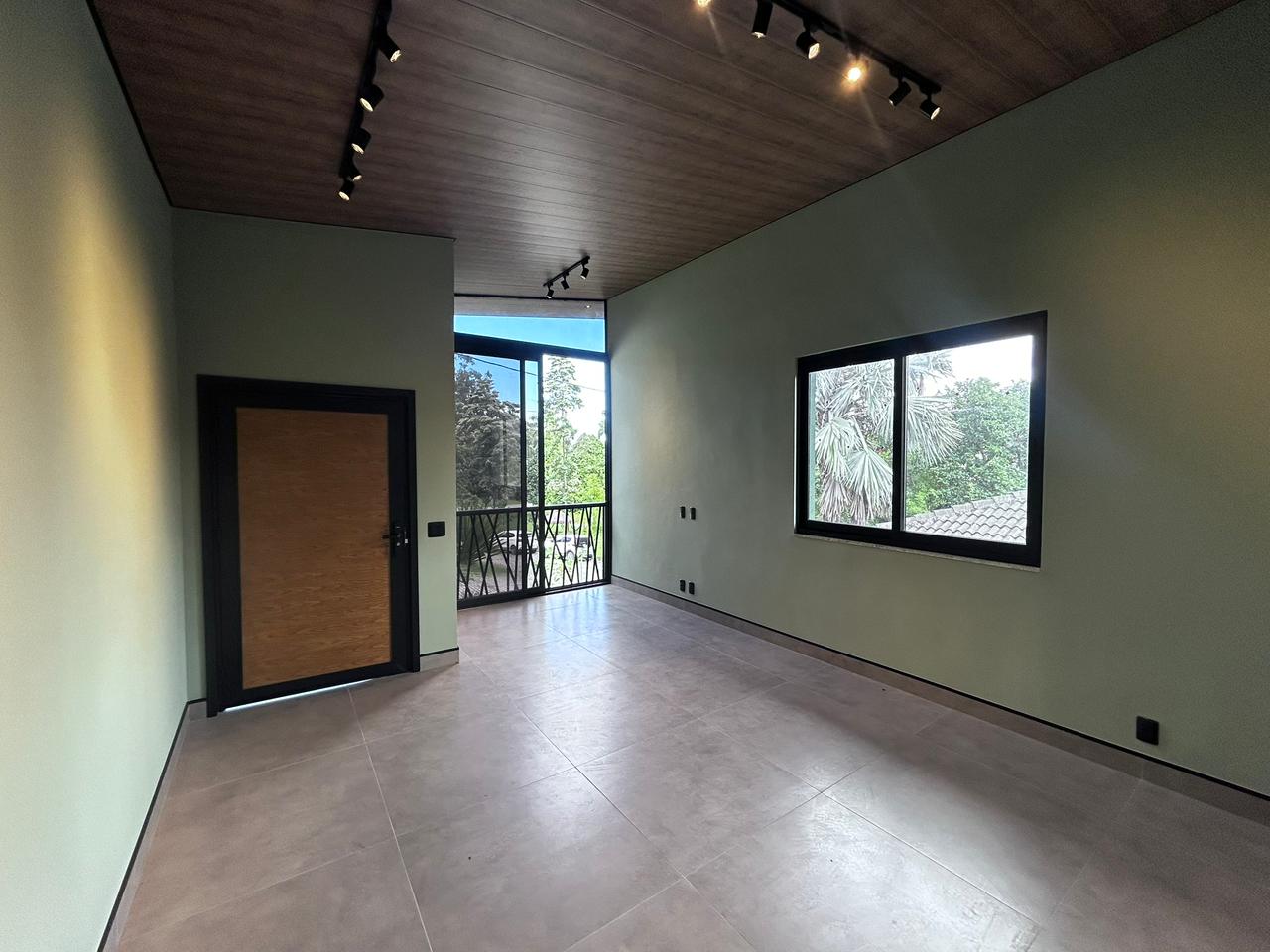 Casa alto padrão com 4 quartos à venda no Condomínio Ubatã, em Maricá (RJ)!
