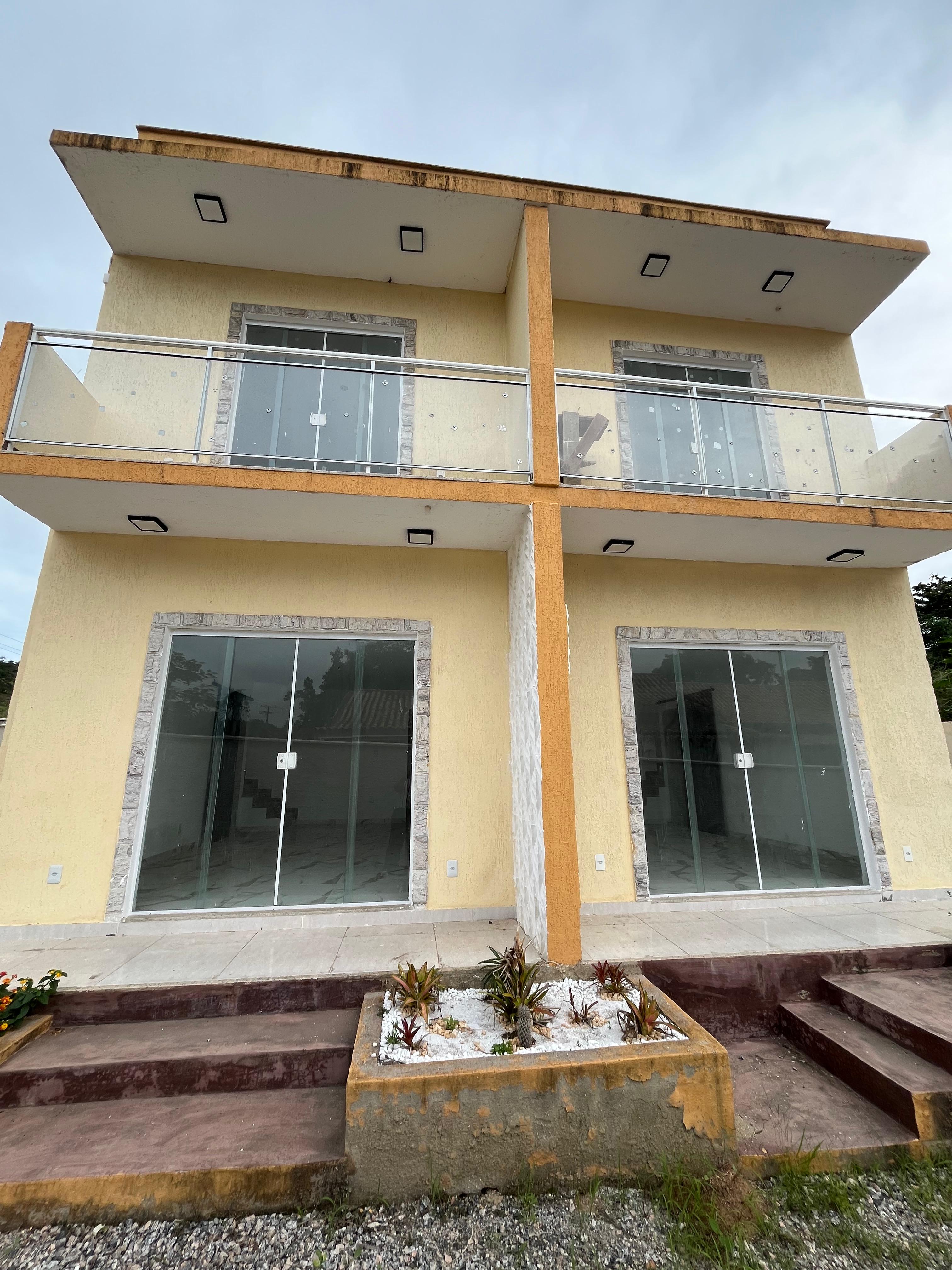 Duplex com 3 quartos para locação no Barroco, Itaipuaçu, Maricá (RJ) 