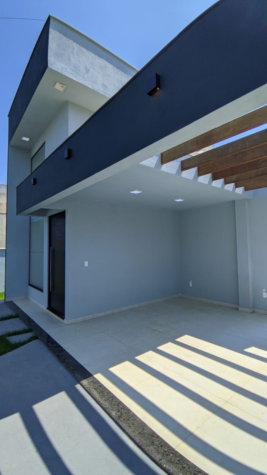 Casa proximo à praia com 3 quartos para locação no Jardim Atlântico Central, em Itaipuaçu, Maricá (RJ)!