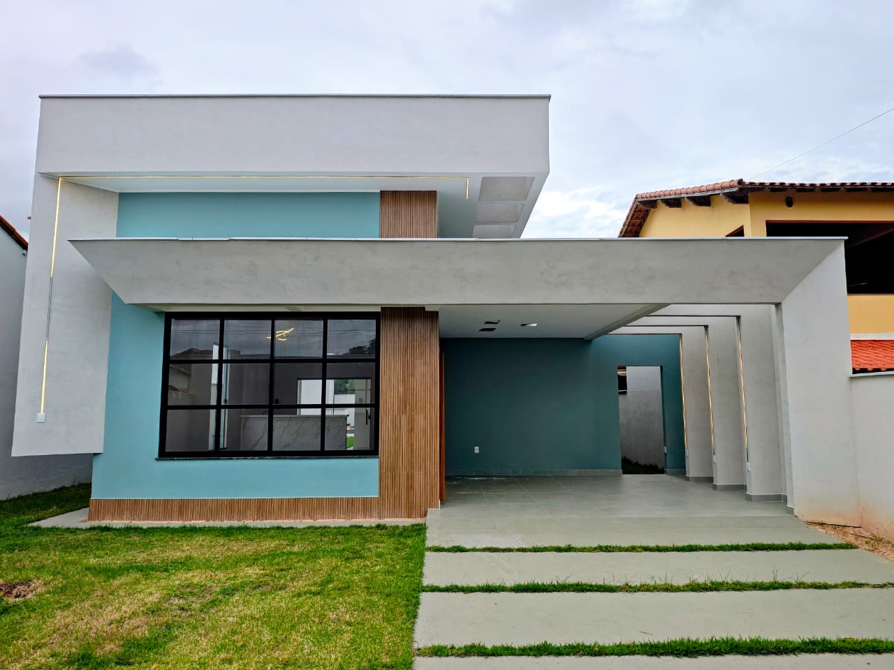 Casa com 3 quartos à venda no Jardim Atlântico Central, Itaipuaçu, Maricá, RJ