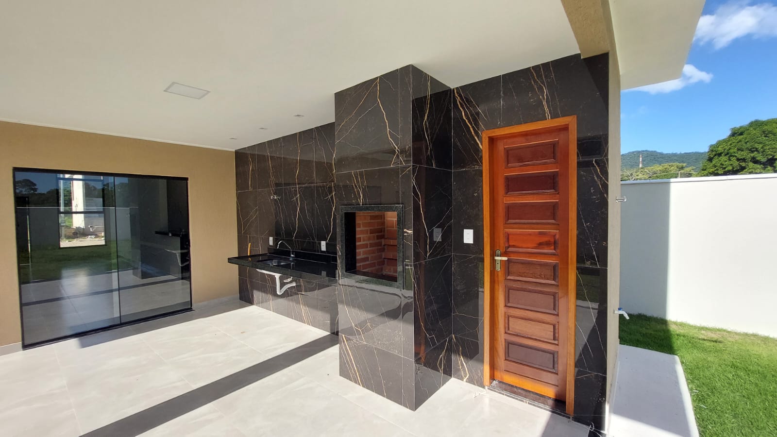Casa com 3 quartos à venda no Condomínio Privilege Golf, em Maricá/RJ. 