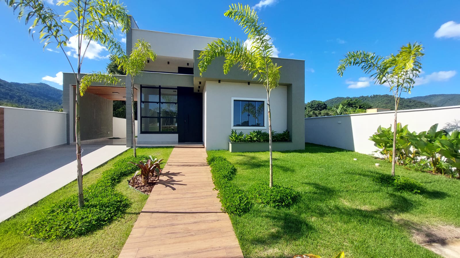 Casa com 3 quartos à venda no condomínio Privilege Golf, em Maricá/RJ. 