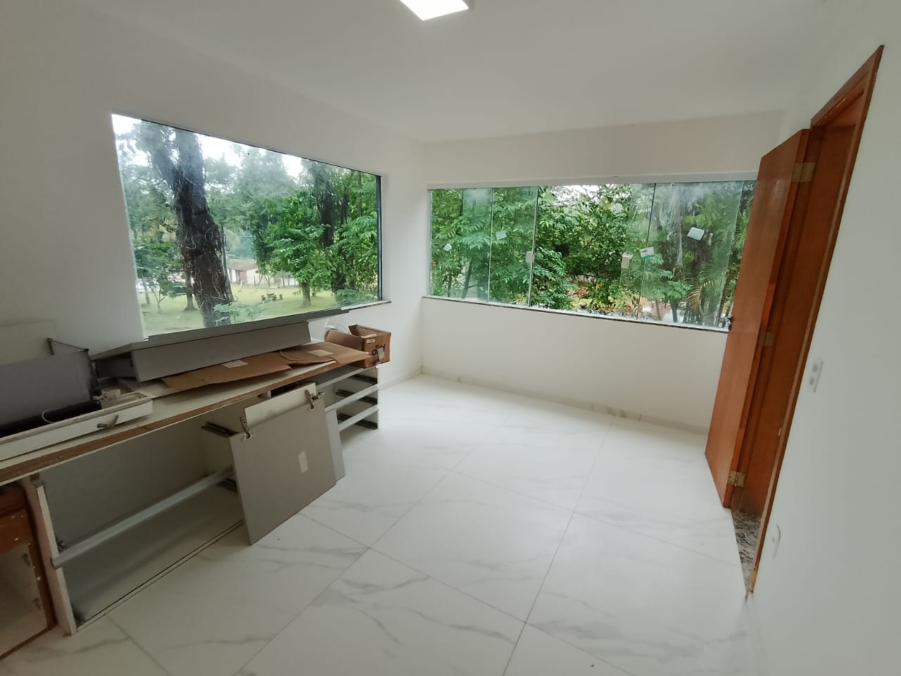 Casa com 2 suítes para locação em Itaocaia Valley, Itaipuaçu, Maricá (RJ)